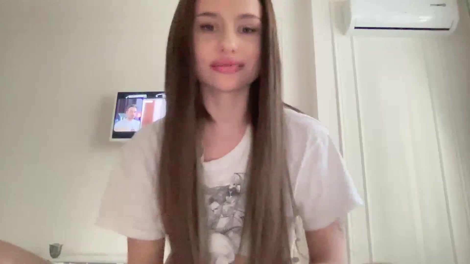 Gallery image thumbnail from StellaSol's myfreecams stream on, 03/04/2024, 15:07 image 7 of 20