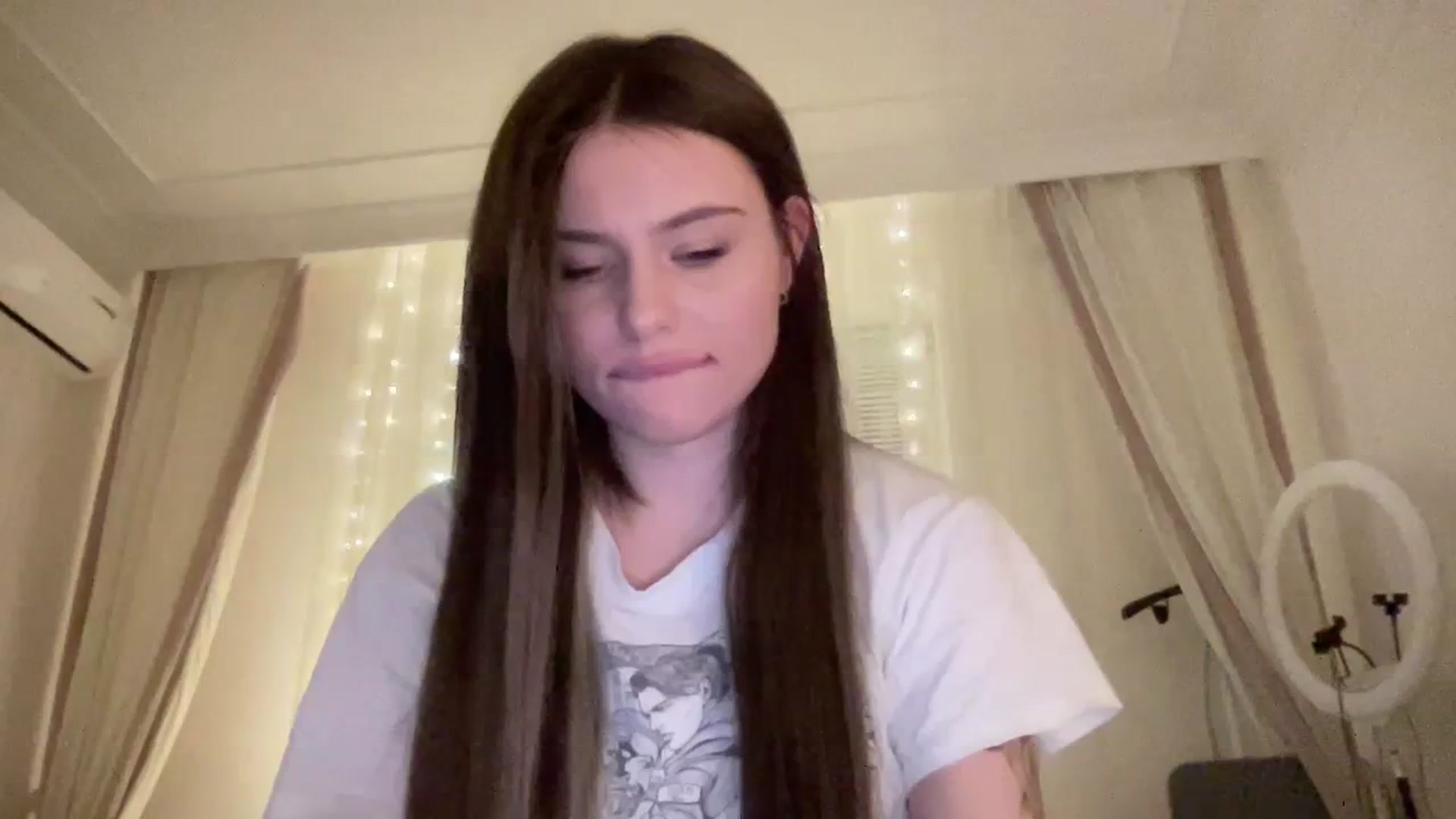 Gallery image thumbnail from StellaSol's myfreecams stream on, 03/04/2024, 17:03 image 13 of 20