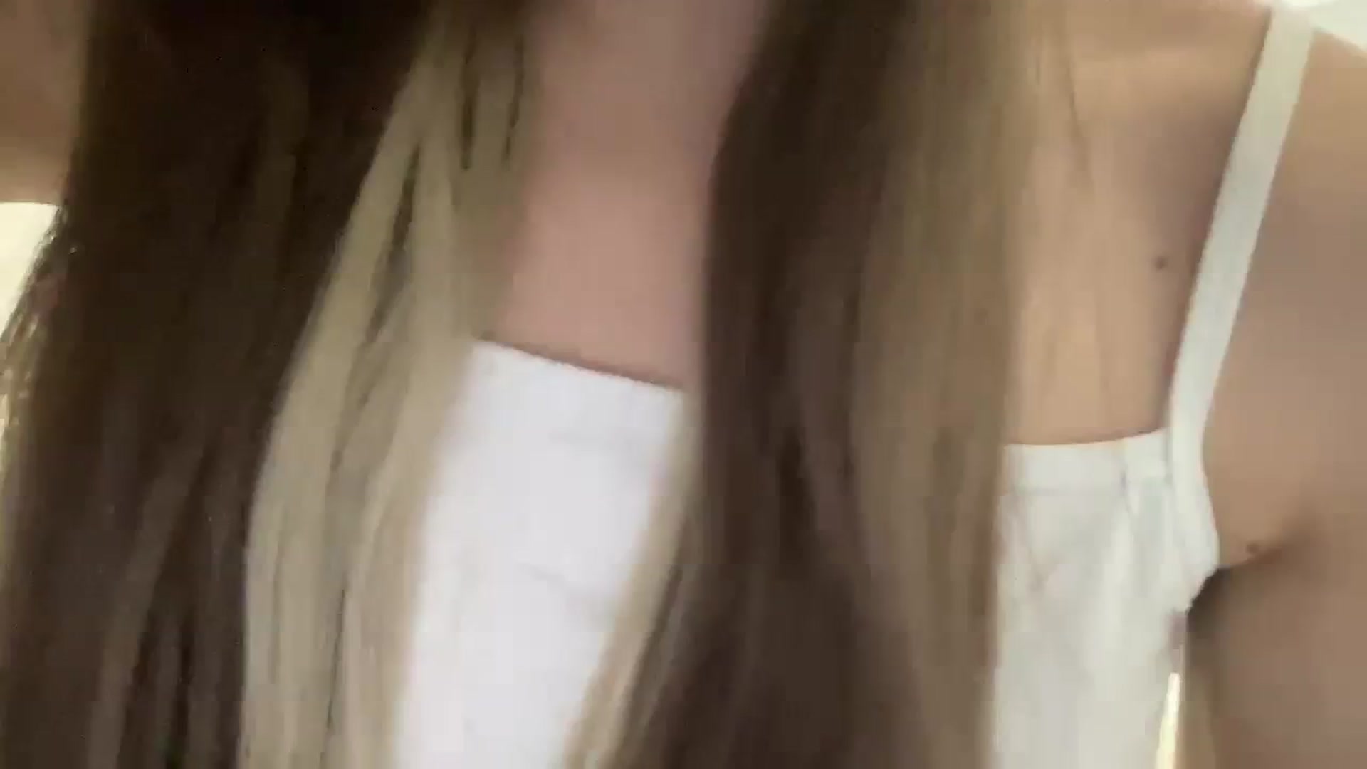 Gallery image thumbnail from StellaSol's myfreecams stream on, 03/17/2024, 14:49 image 1 of 20