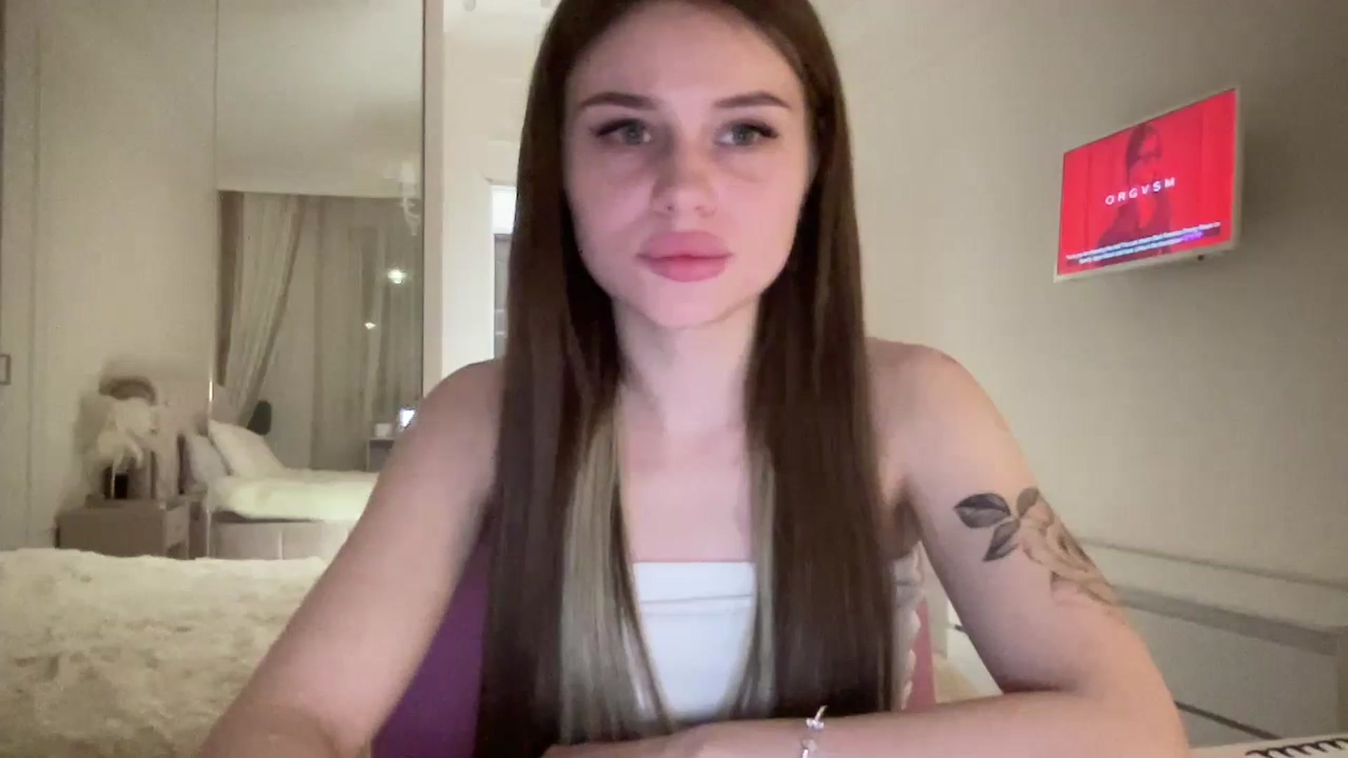 Gallery image thumbnail from StellaSol's myfreecams stream on, 03/20/2024, 22:29 image 10 of 20