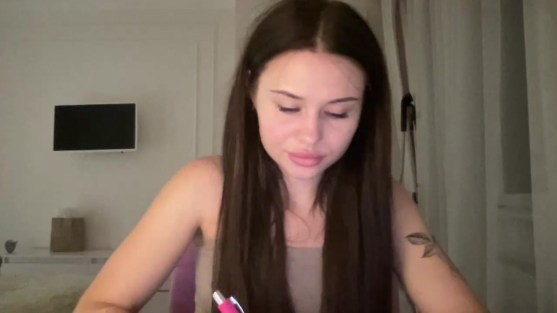 Gallery image thumbnail from StellaSol's myfreecams stream on, 07/30/2024, 22:03 image 3 of 20
