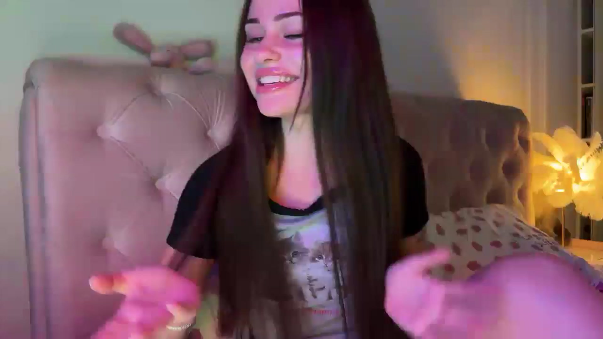 Gallery image thumbnail from StellaSol's myfreecams stream on, 08/15/2024, 19:02 image 3 of 20