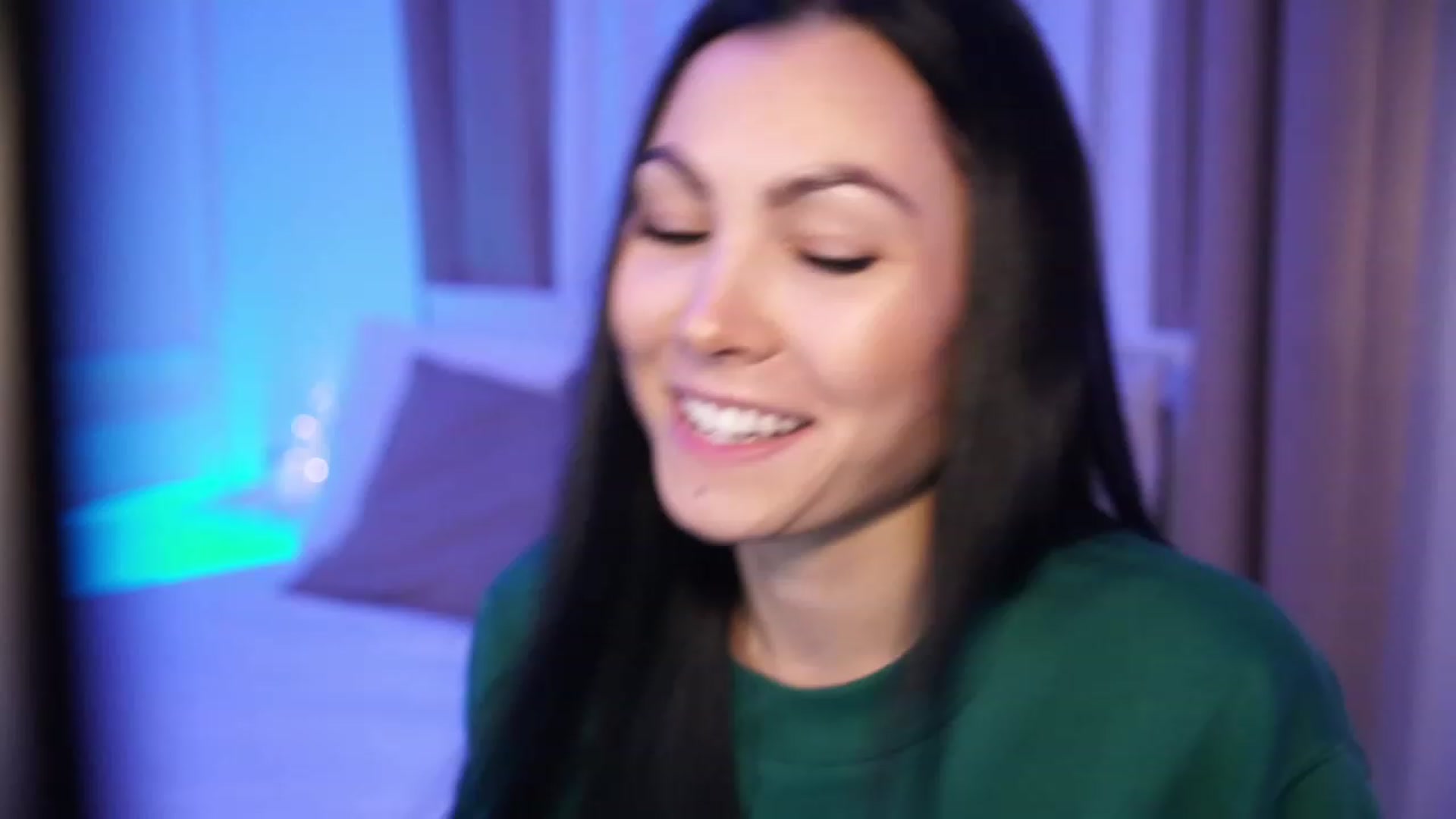 Gallery image thumbnail from StellaStone4's myfreecams stream on, 11/18/2023, 17:57 image 11 of 20