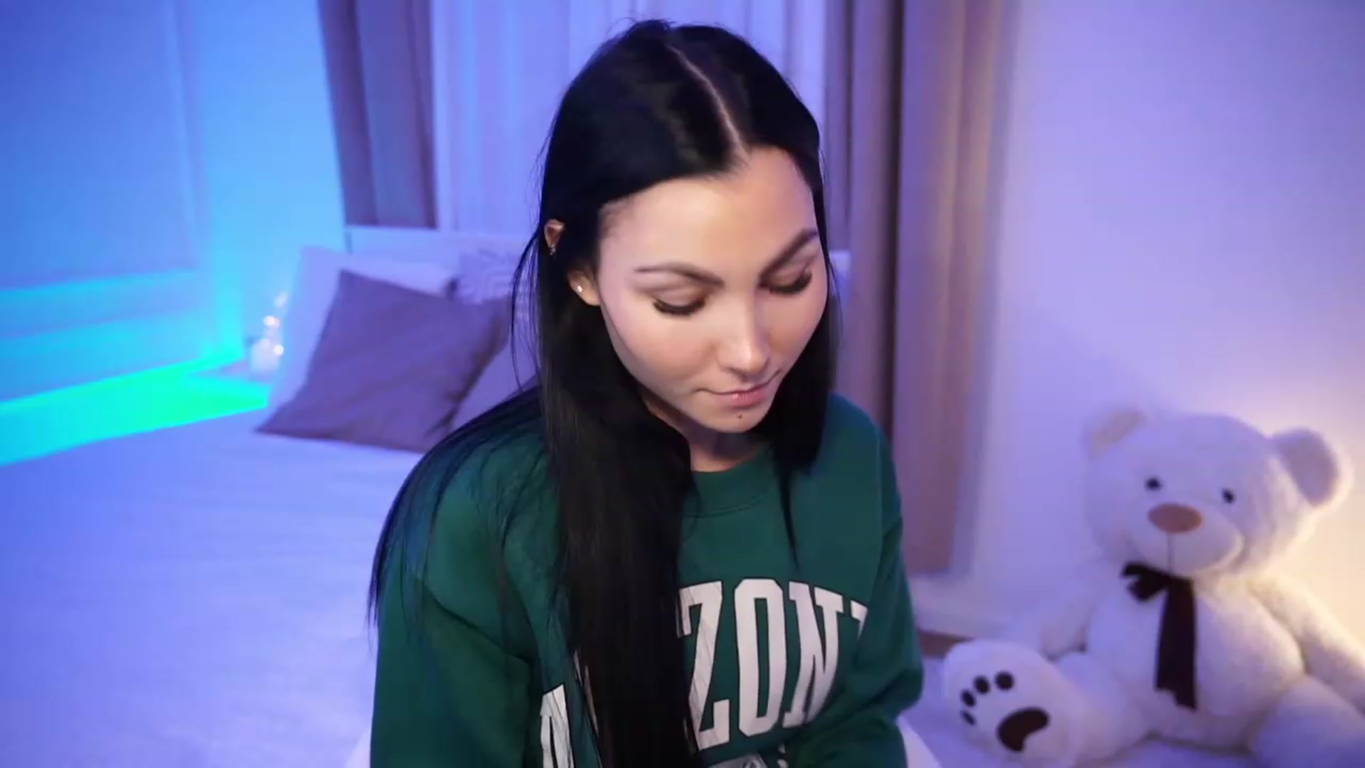 Gallery image thumbnail from StellaStone4's myfreecams stream on, 11/18/2023, 17:57 image 18 of 20