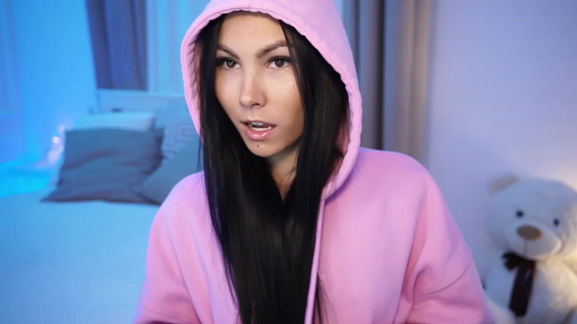 Gallery image thumbnail from StellaStone4's myfreecams stream on, 11/19/2023, 14:52 image 1 of 20