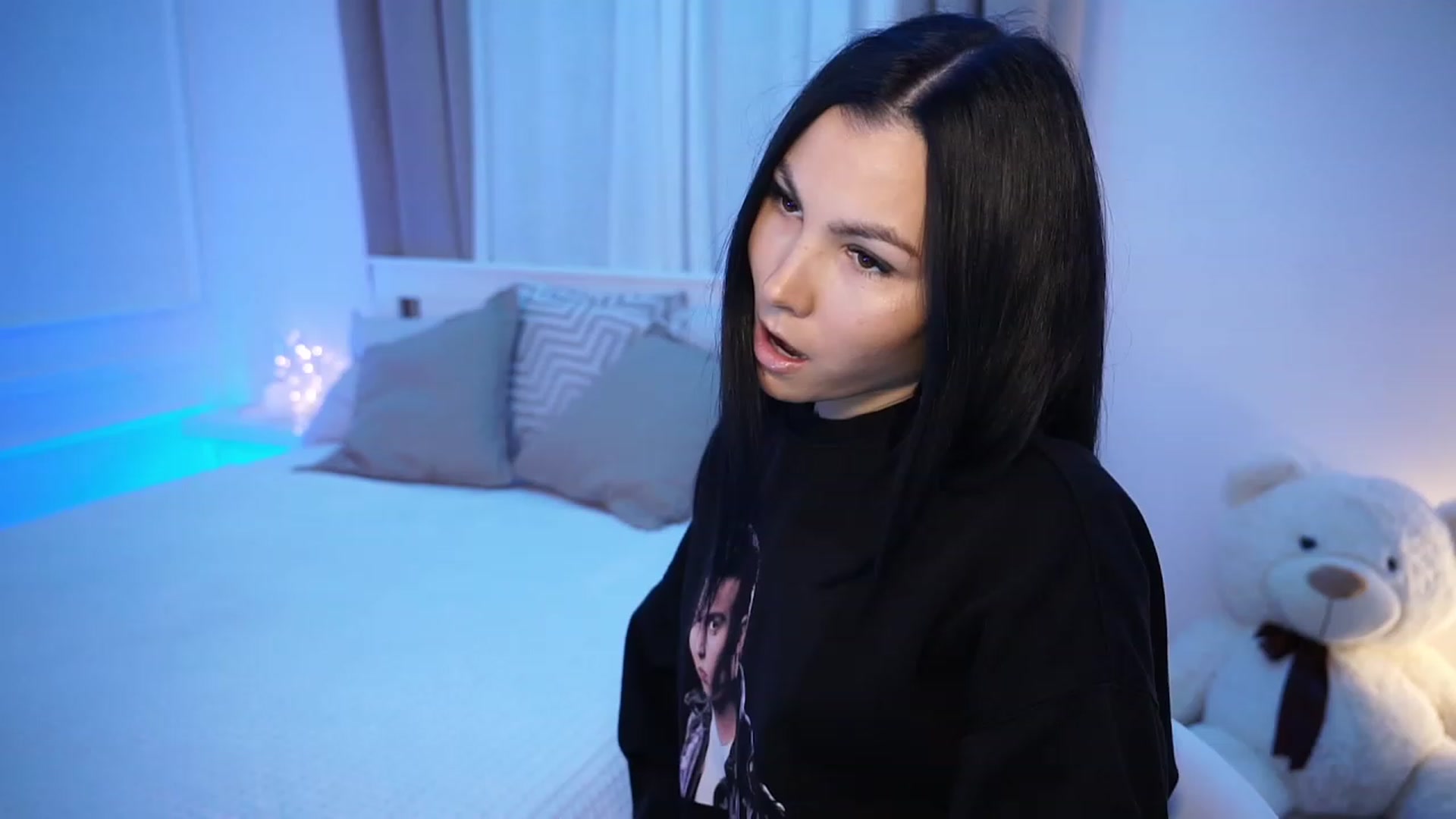 Gallery image thumbnail from StellaStone4's myfreecams stream on, 11/21/2023, 19:37 image 2 of 20