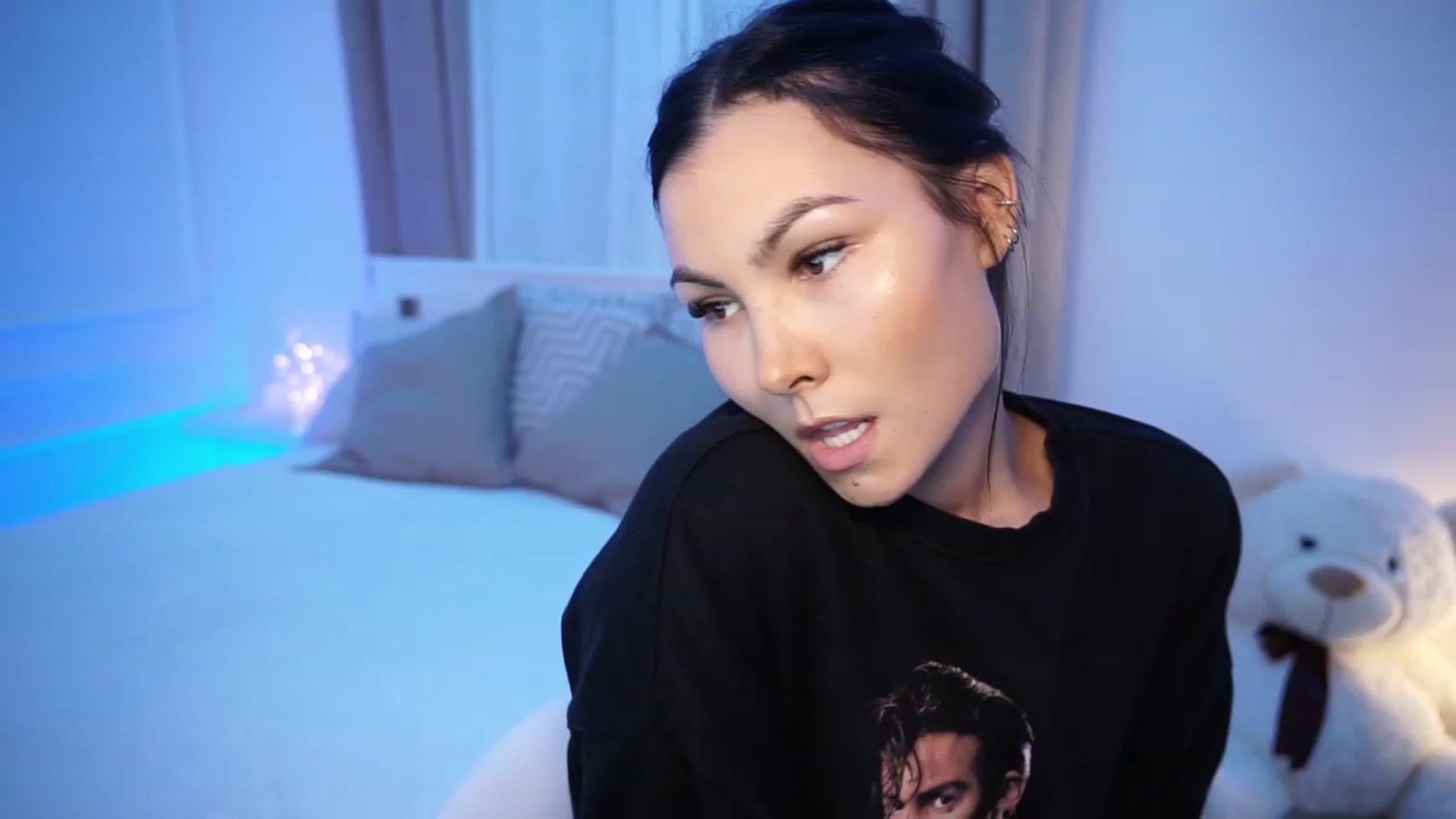 Gallery image thumbnail from StellaStone4's myfreecams stream on, 11/21/2023, 19:37 image 1 of 20