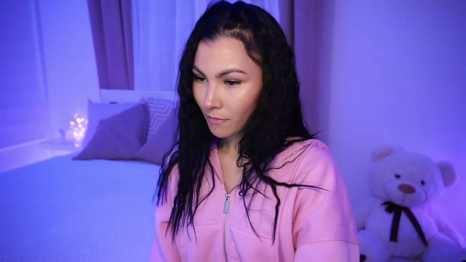 Gallery image thumbnail from StellaStone4's myfreecams stream on, 11/24/2023, 21:17 image 2 of 20