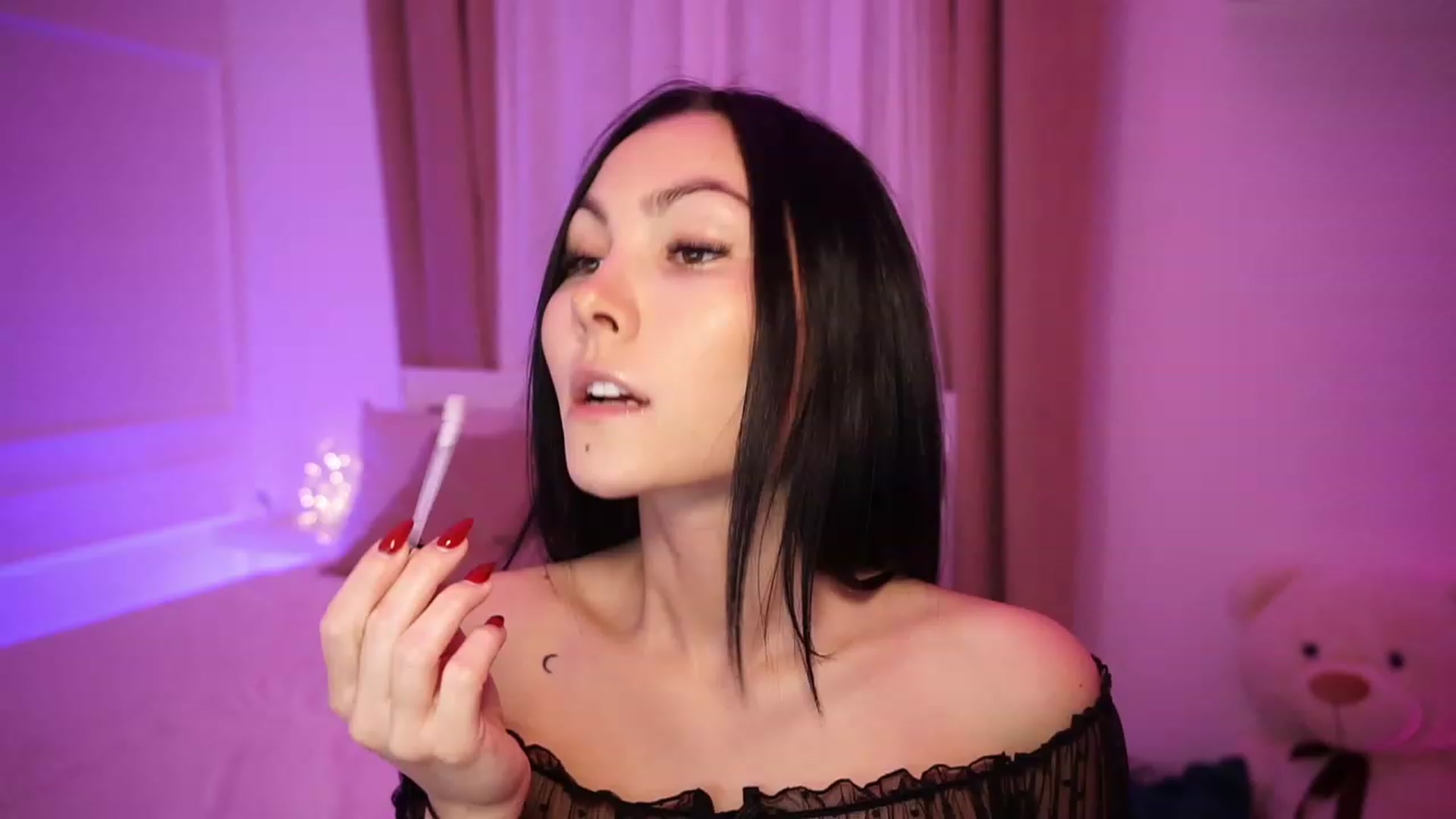Gallery image thumbnail from StellaStone4's myfreecams stream on, 11/29/2023, 19:26 image 17 of 20