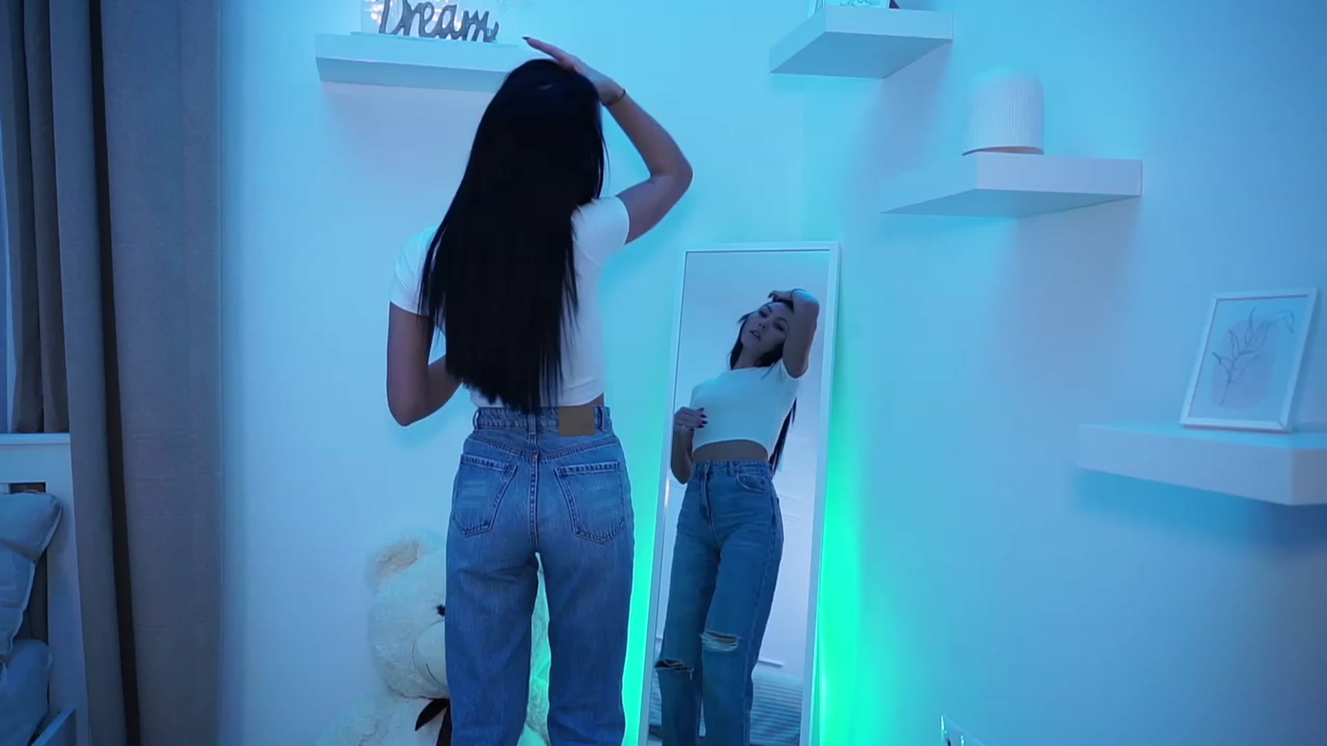 Gallery image thumbnail from StellaStone4's myfreecams stream on, 12/01/2023, 16:04 image 2 of 20