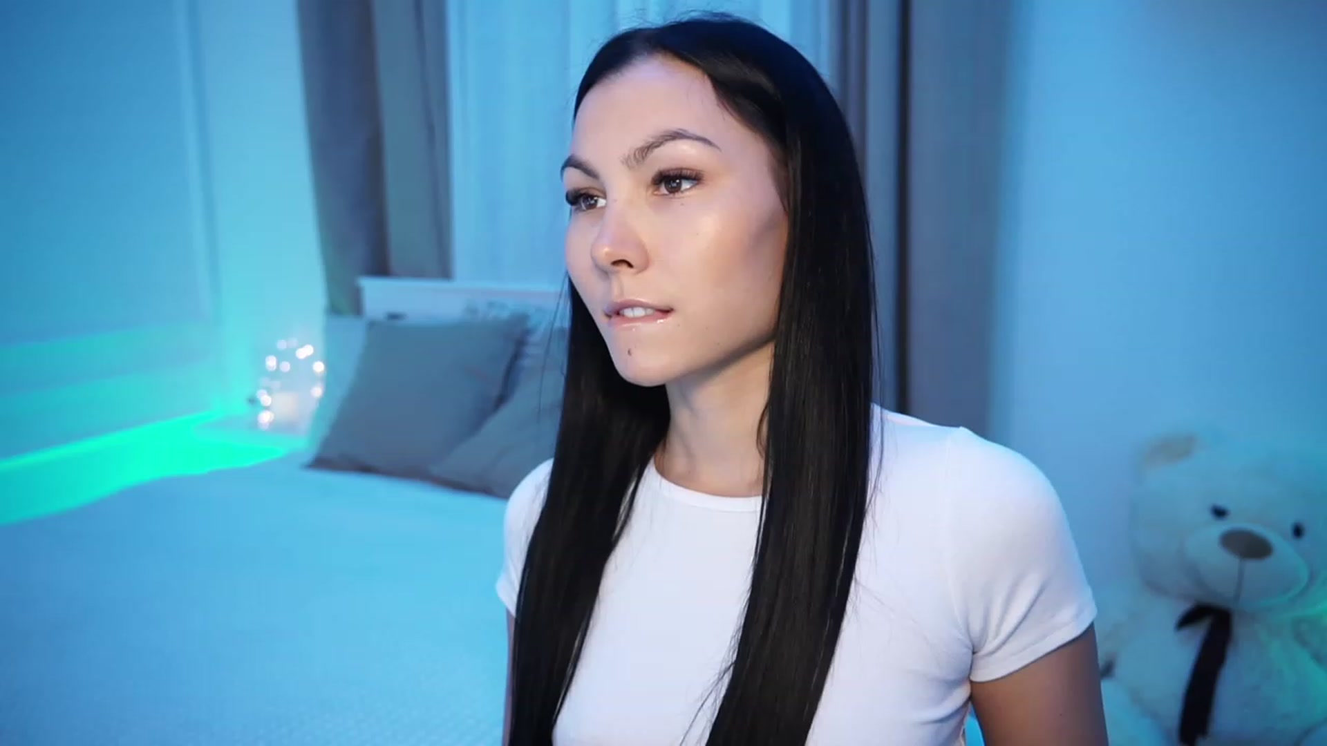 Gallery image thumbnail from StellaStone4's myfreecams stream on, 12/01/2023, 16:04 image 5 of 20