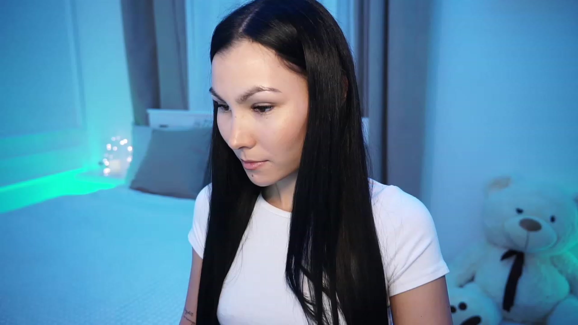 Gallery image thumbnail from StellaStone4's myfreecams stream on, 12/01/2023, 19:55 image 15 of 20