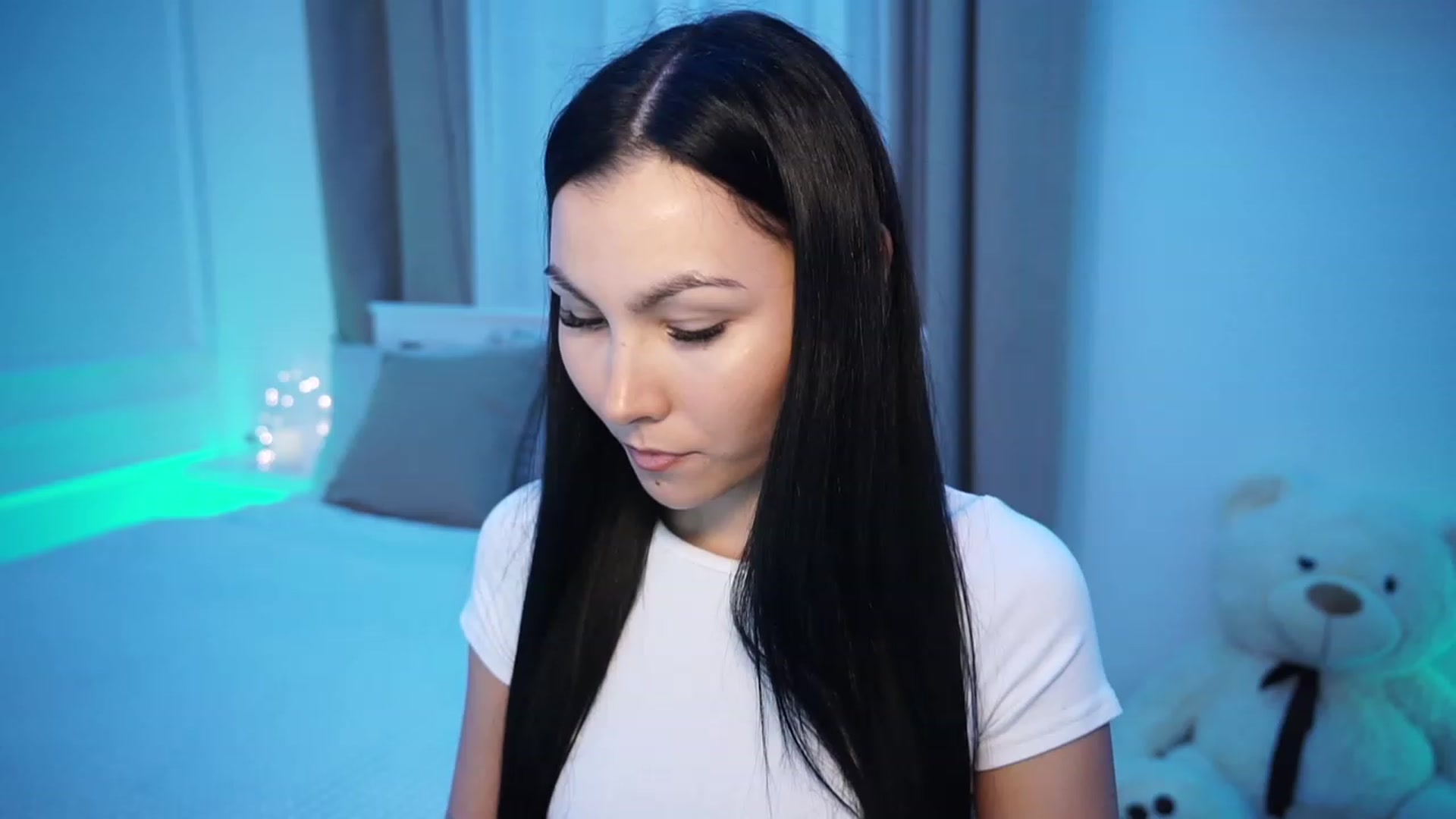 Gallery image thumbnail from StellaStone4's myfreecams stream on, 12/01/2023, 19:55 image 8 of 20