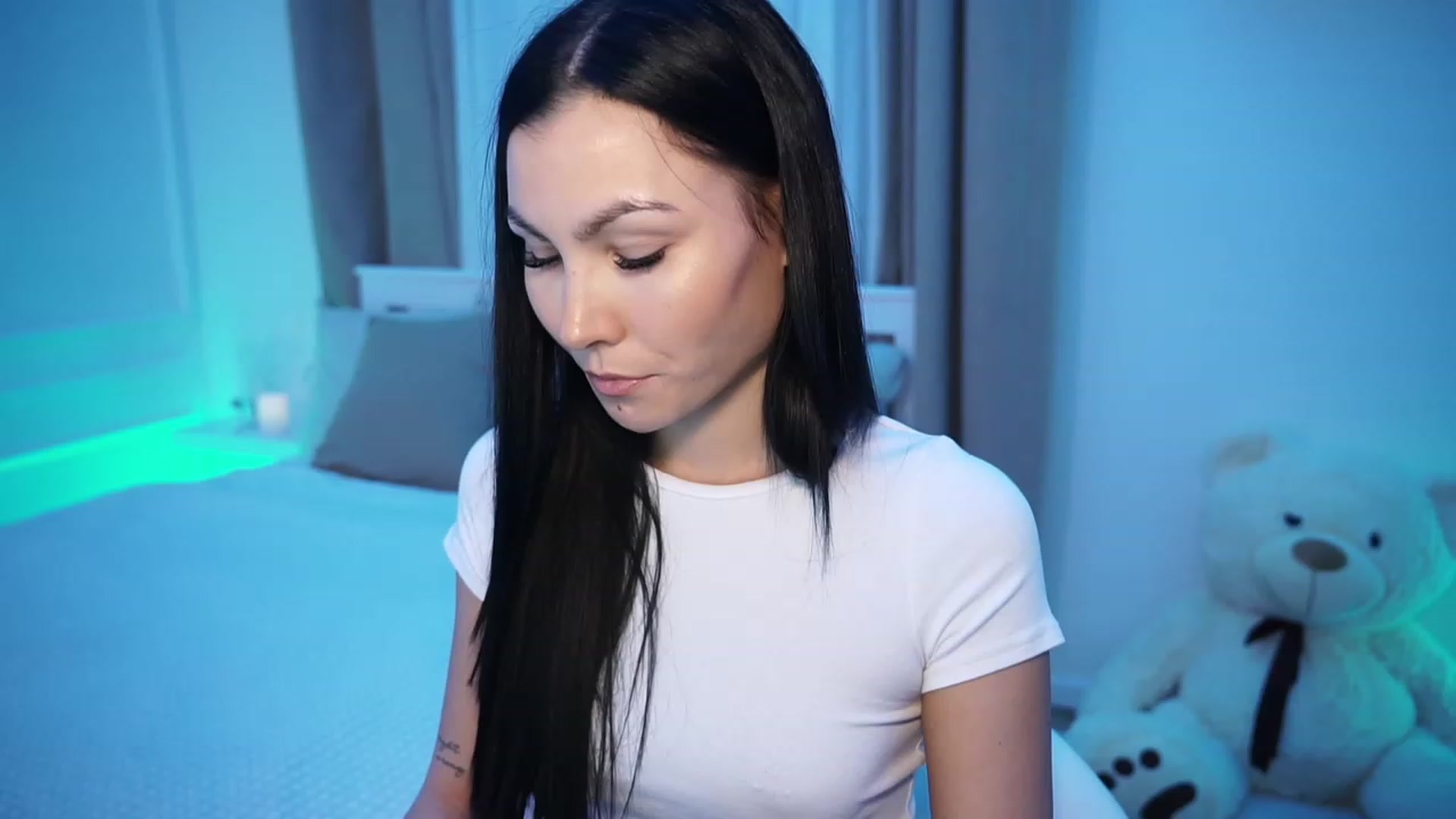 Gallery image thumbnail from StellaStone4's myfreecams stream on, 12/01/2023, 20:57 image 7 of 20