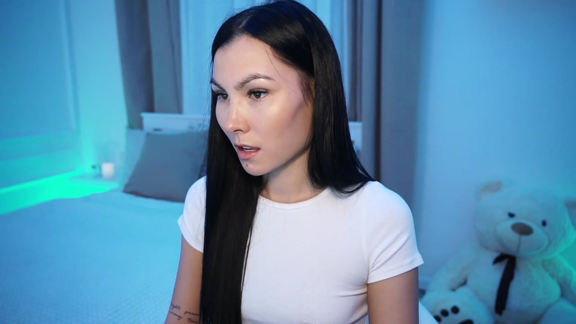 Gallery image thumbnail from StellaStone4's myfreecams stream on, 12/01/2023, 20:57 image 11 of 20