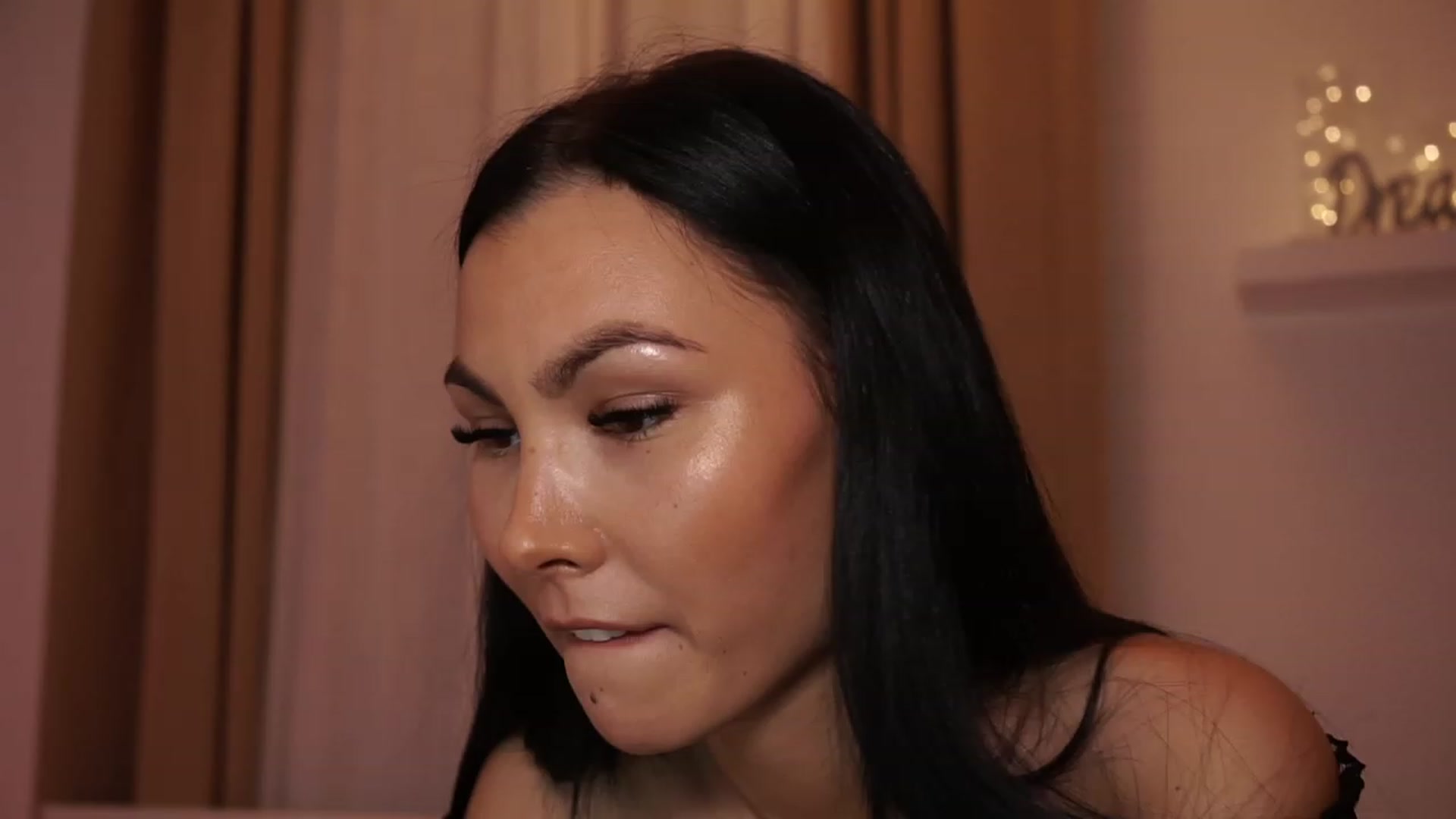 Gallery image thumbnail from StellaStone4's myfreecams stream on, 12/13/2023, 21:39 image 17 of 20