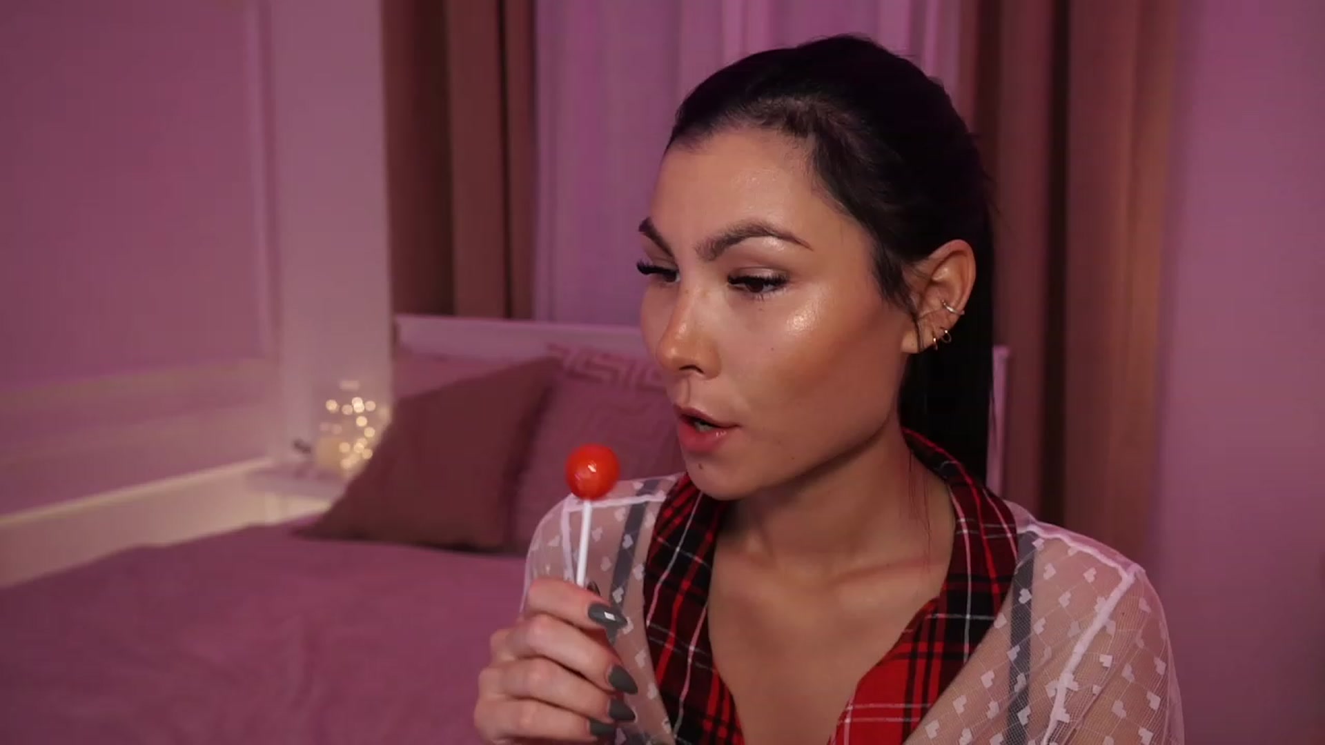 Gallery image thumbnail from StellaStone4's myfreecams stream on, 12/20/2023, 21:25 image 1 of 20