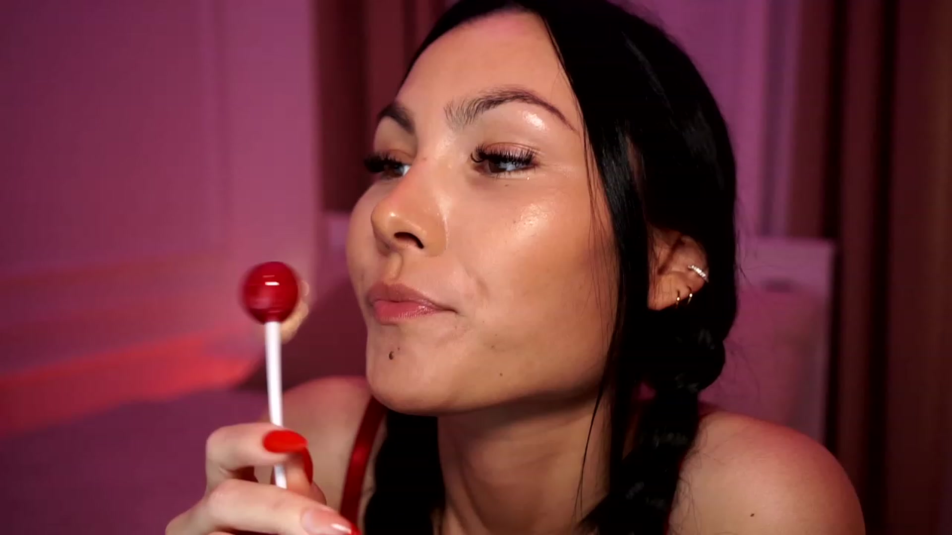 Gallery image thumbnail from StellaStone4's myfreecams stream on, 12/29/2023, 16:09 image 4 of 20