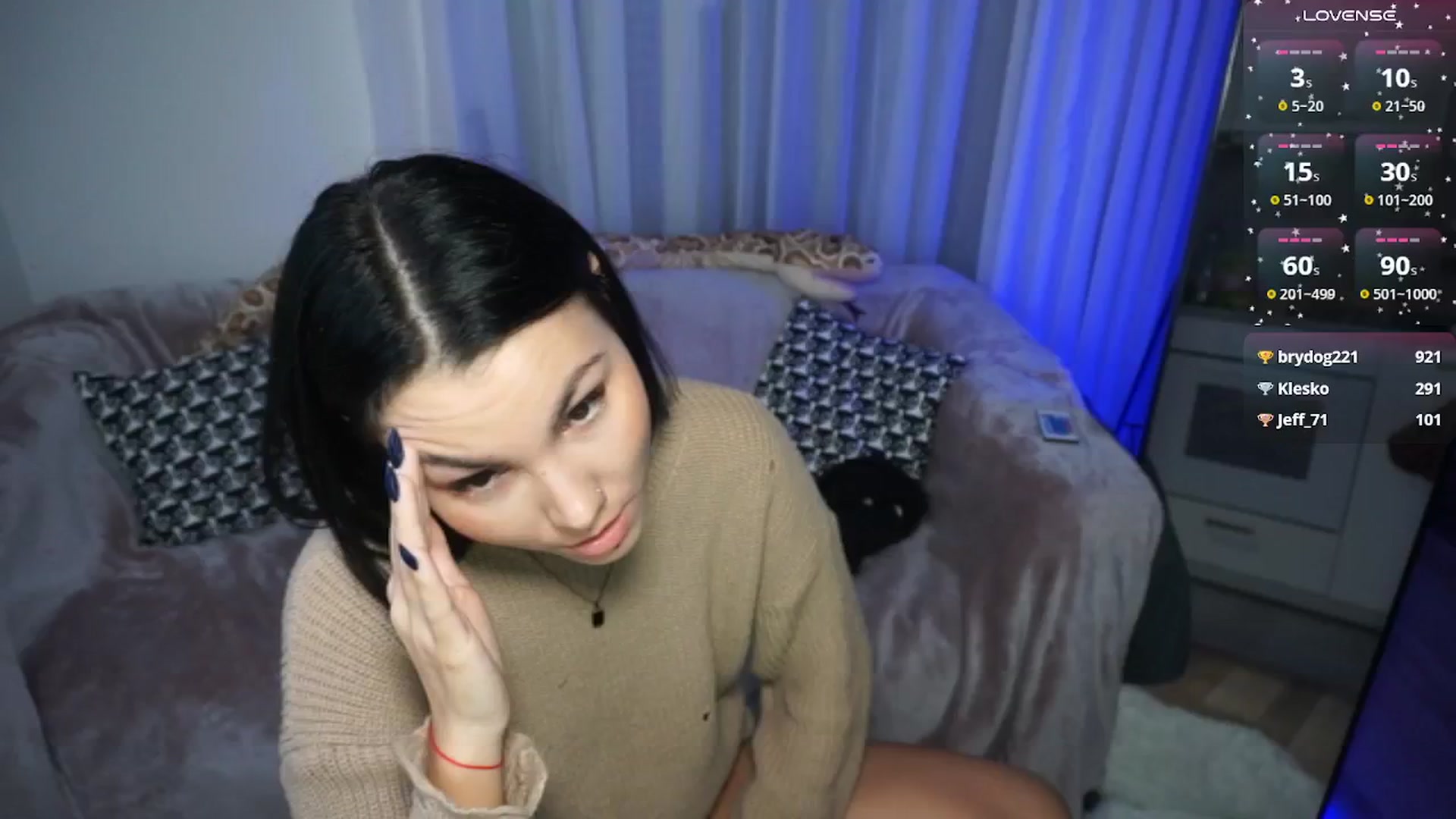 Gallery image thumbnail from StellaStone4's myfreecams stream on, 10/28/2024, 01:23 image 20 of 20