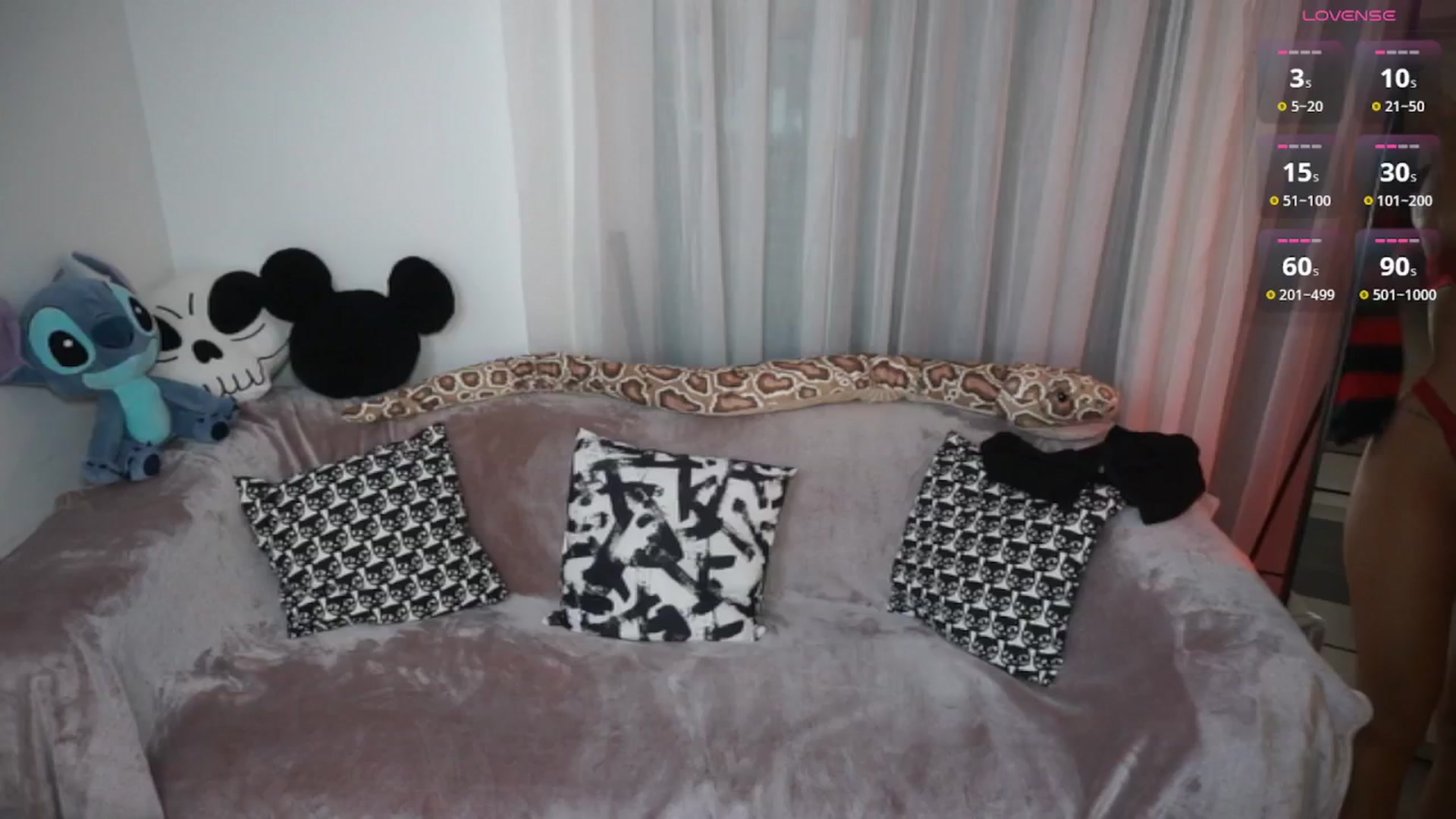 Gallery image thumbnail from StellaStone4's myfreecams stream on, 11/09/2024, 21:50 image 7 of 20