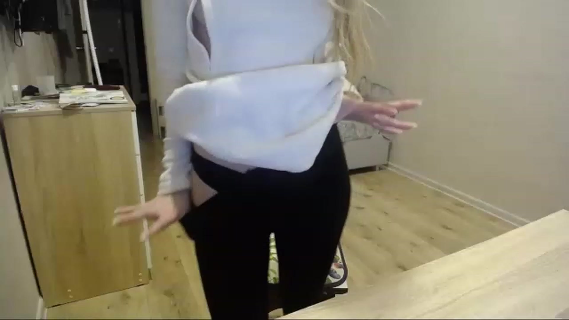 Gallery image thumbnail from Stella_Ley's myfreecams stream on, 11/25/2022, 13:46 image 6 of 20