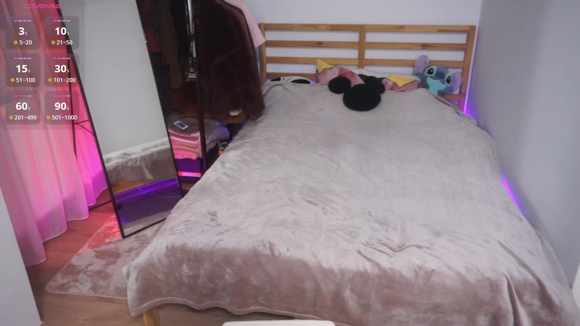 Gallery image thumbnail from Stella_Stone's myfreecams stream on, 03/16/2025, 23:04 image 10 of 20