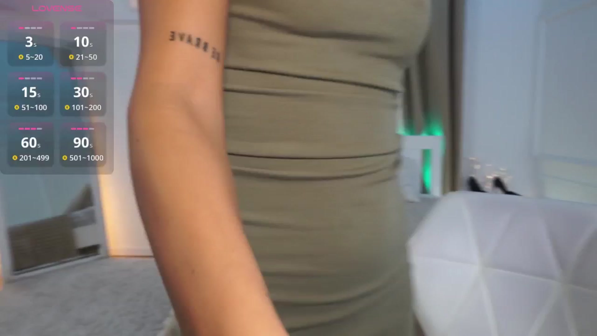 Gallery image thumbnail from Stella_Stone's myfreecams stream on, 04/01/2025, 17:30 image 14 of 20