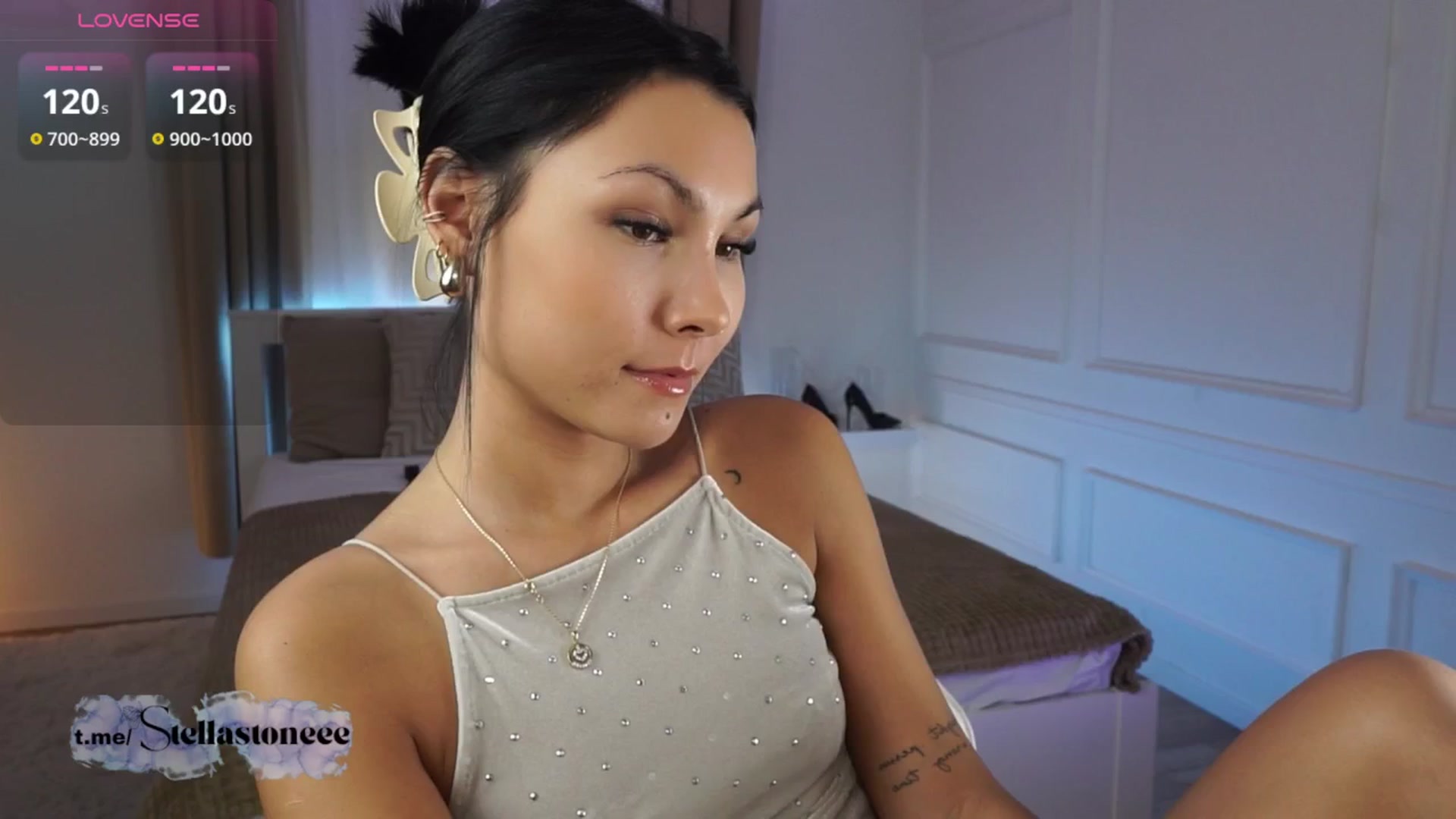 Gallery image thumbnail from Stella_Stone's myfreecams stream on, 05/03/2025, 17:01 image 1 of 20