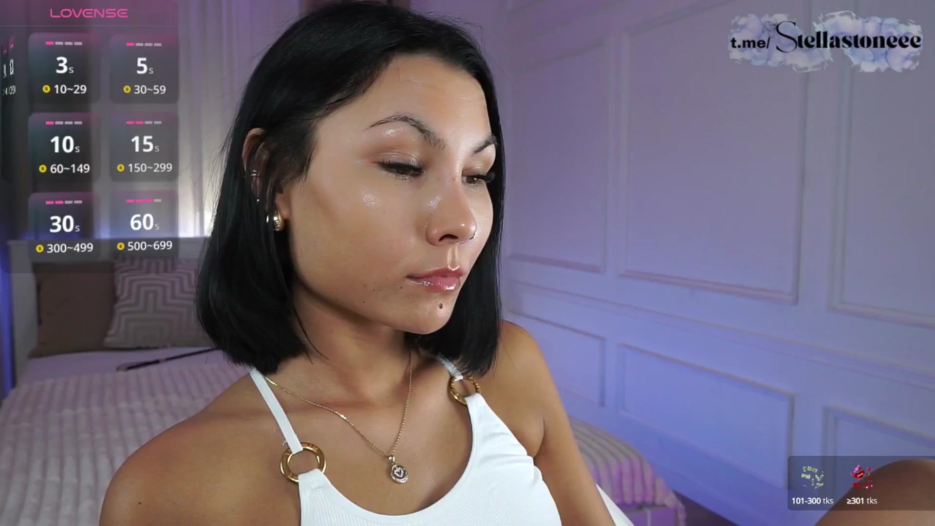 Gallery image thumbnail from Stella_Stone's myfreecams stream on, 06/15/2025, 21:03 image 14 of 20