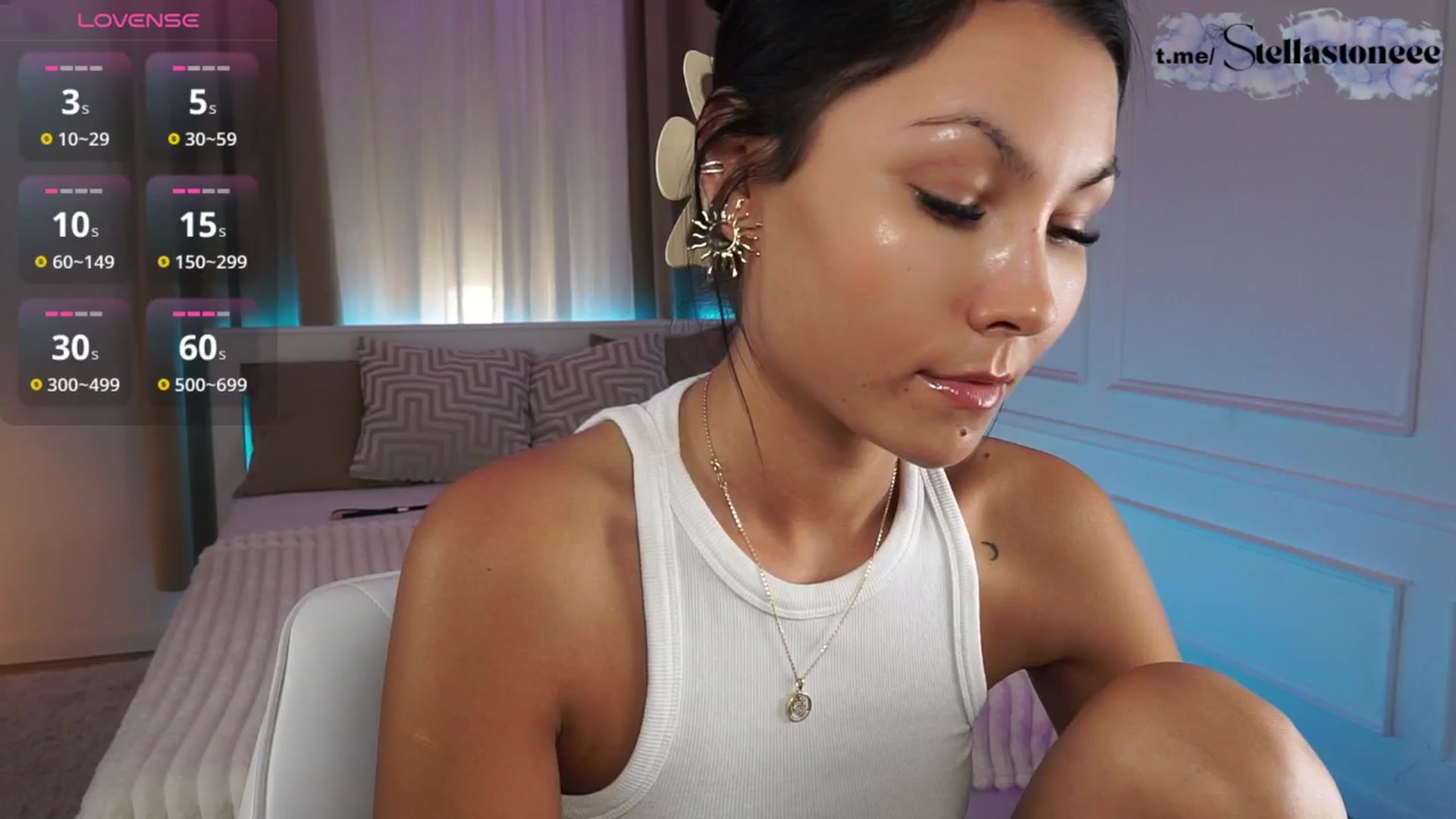 Gallery image thumbnail from Stella_Stone's myfreecams stream on, 06/16/2025, 19:22 image 7 of 20