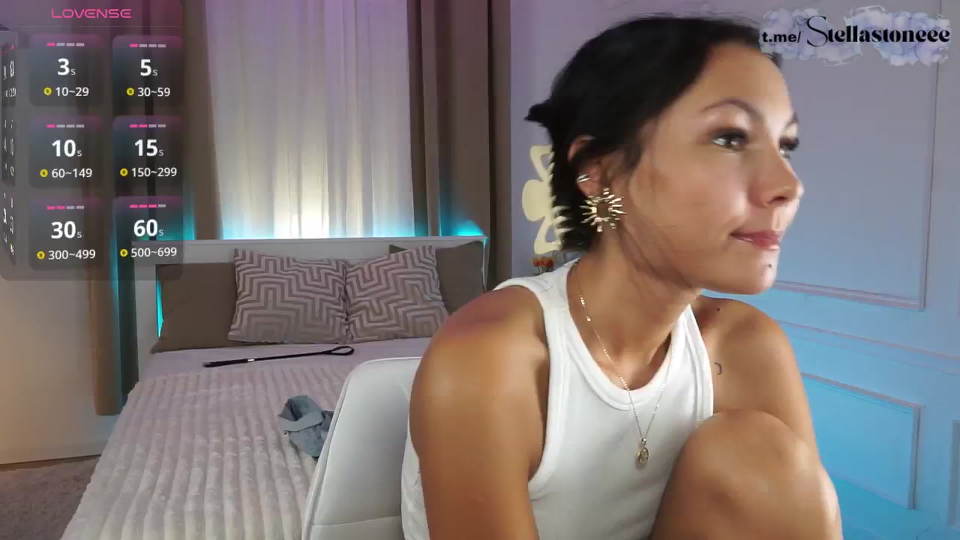 Gallery image thumbnail from Stella_Stone's myfreecams stream on, 06/16/2025, 23:17 image 19 of 20