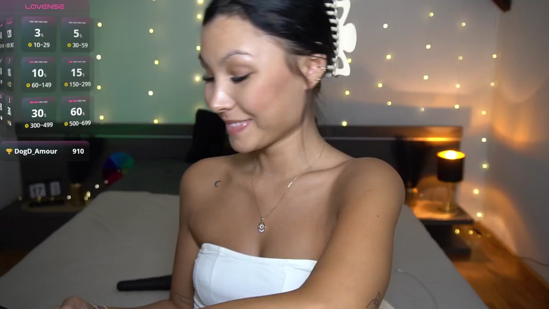 Gallery image thumbnail from Stella_Stone's myfreecams stream on, 08/17/2025, 18:09 image 13 of 20