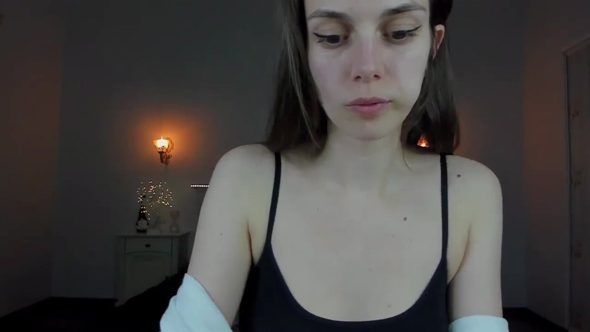 Gallery image thumbnail from Stella_queenn's myfreecams stream on, 03/24/2024, 16:03 image 7 of 20