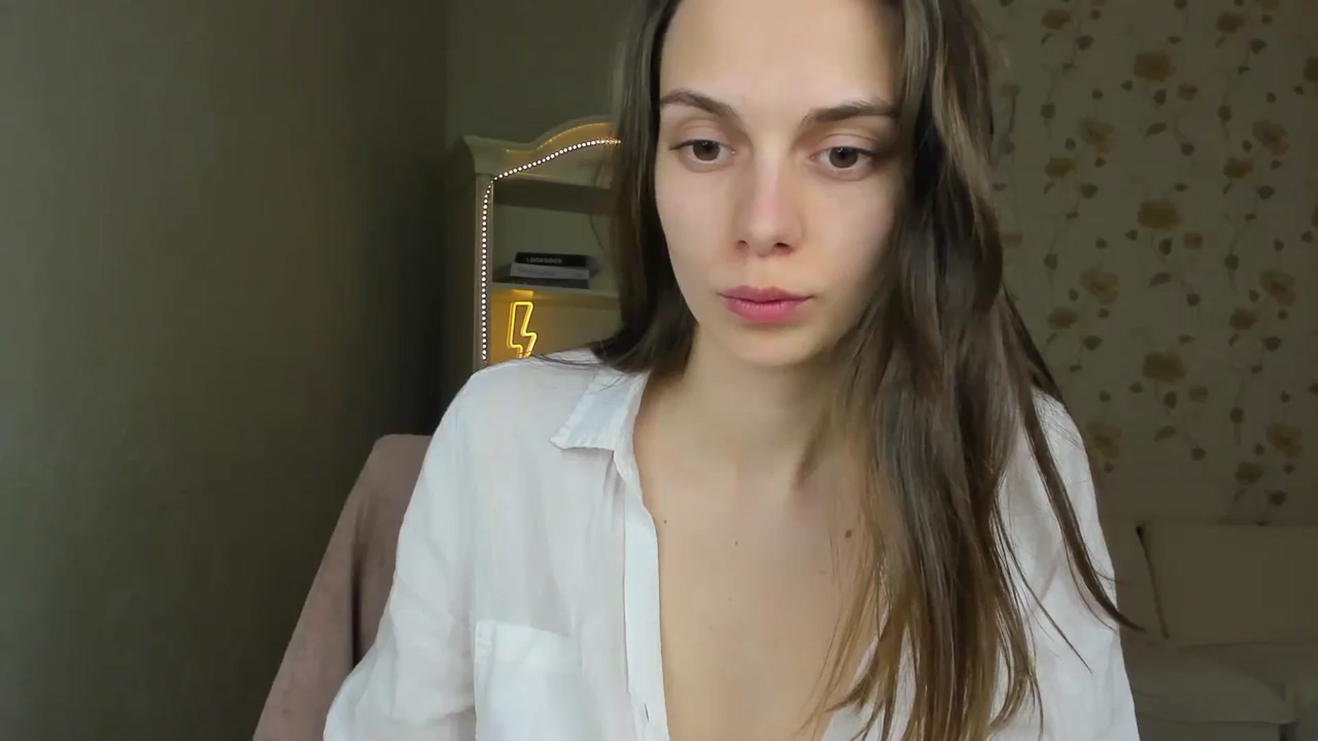 Gallery image thumbnail from Stella_queenn's myfreecams stream on, 03/25/2024, 11:05 image 9 of 20