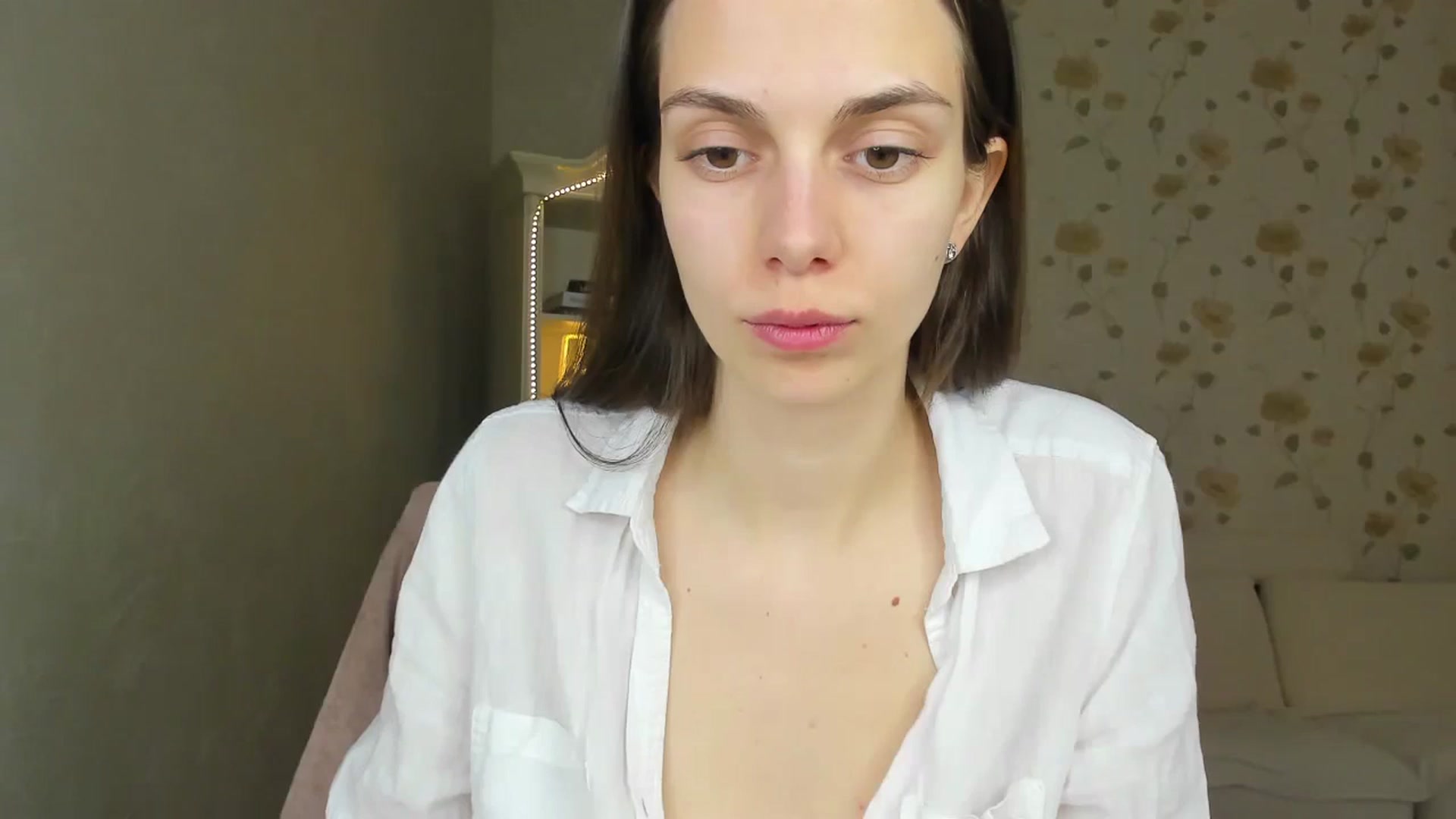 Gallery image thumbnail from Stella_queenn's myfreecams stream on, 03/25/2024, 11:05 image 4 of 20