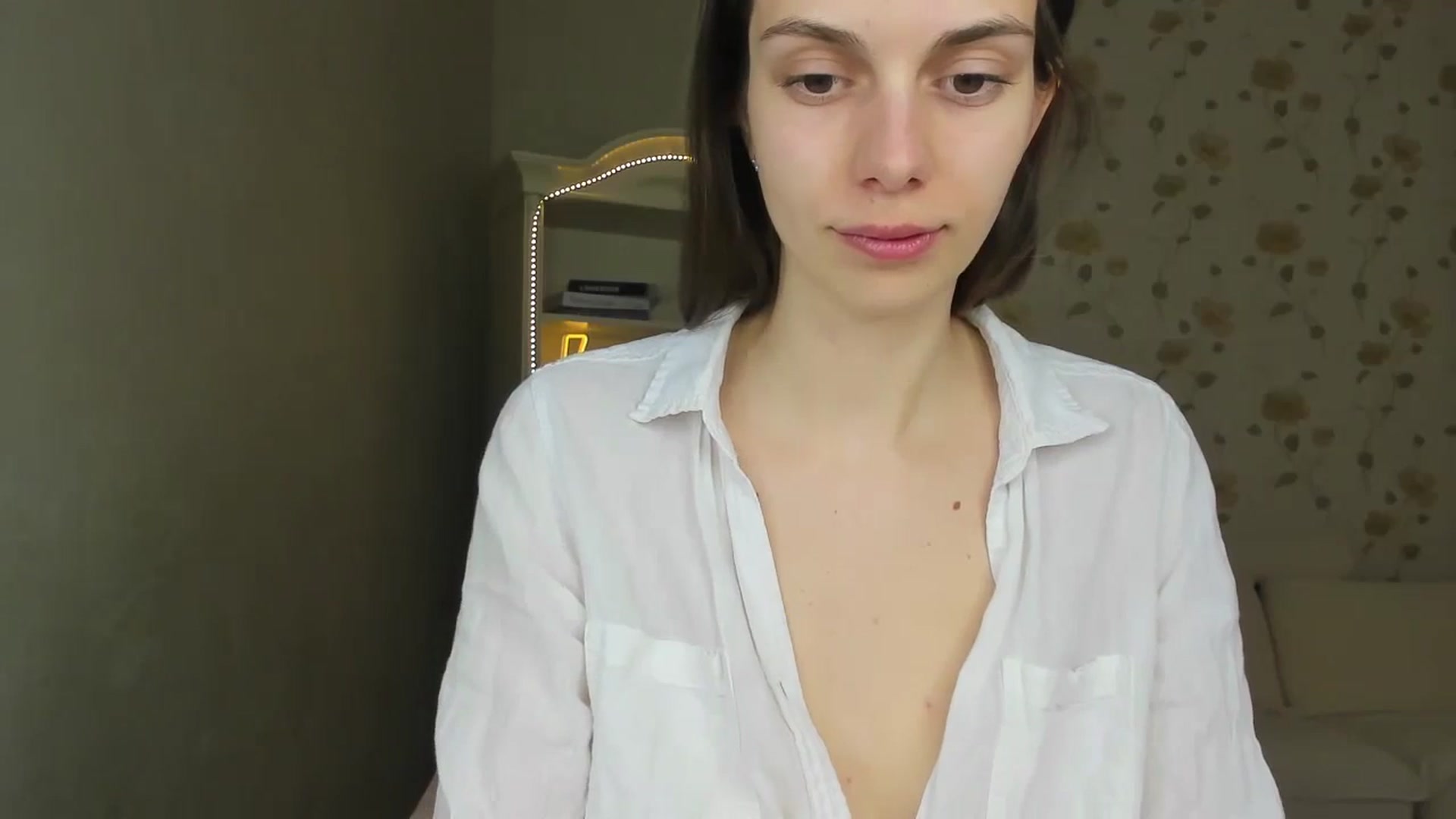 Gallery image thumbnail from Stella_queenn's myfreecams stream on, 03/25/2024, 11:05 image 13 of 20