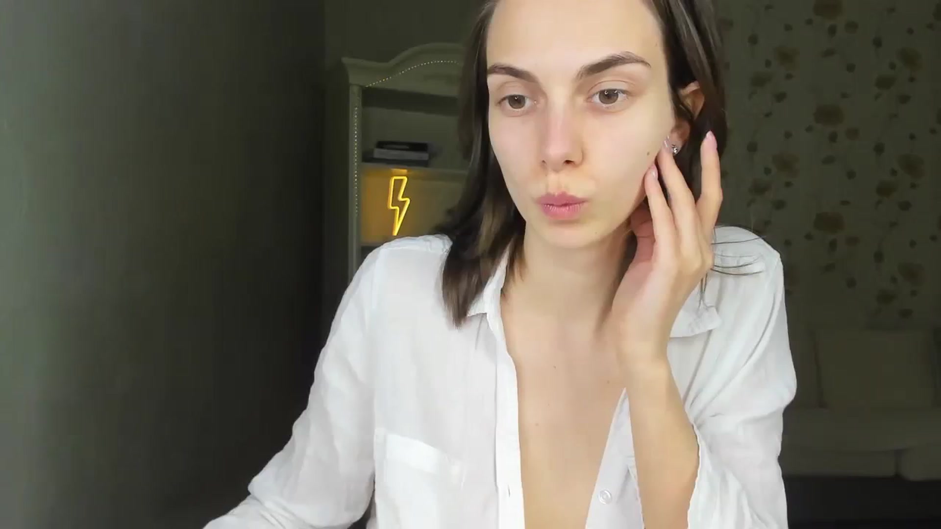 Gallery image thumbnail from Stella_queenn's myfreecams stream on, 03/29/2024, 15:41 image 19 of 20