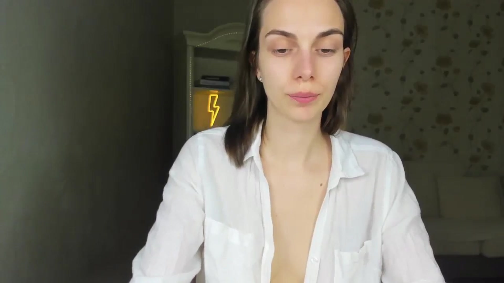 Gallery image thumbnail from Stella_queenn's myfreecams stream on, 03/29/2024, 15:41 image 18 of 20