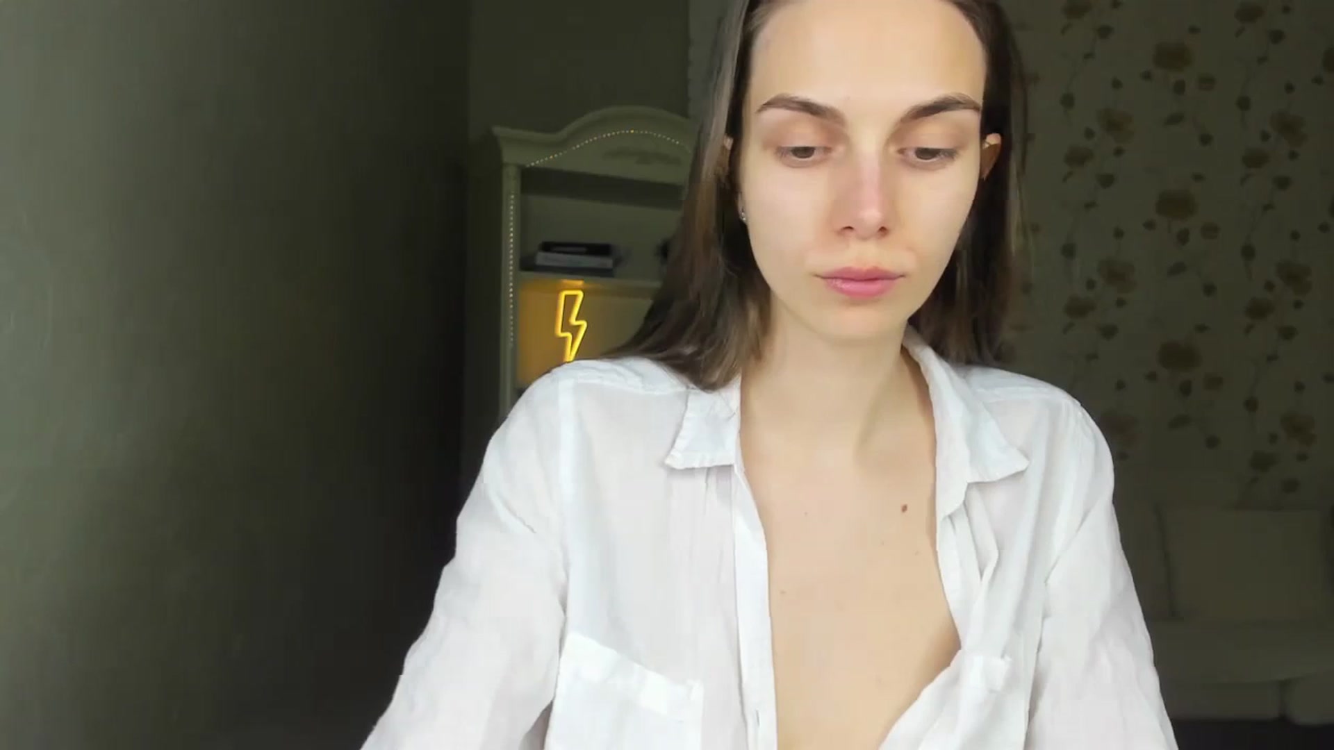 Gallery image thumbnail from Stella_queenn's myfreecams stream on, 03/29/2024, 15:41 image 9 of 20