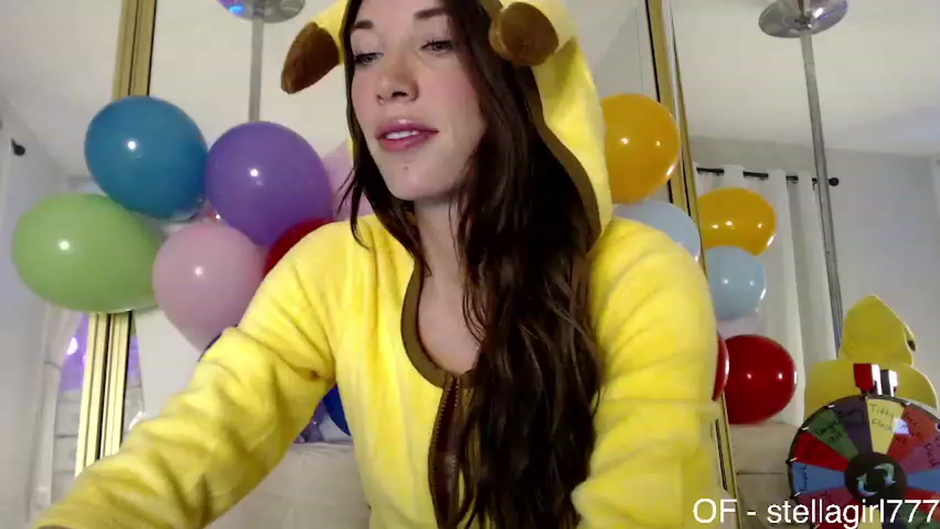 Gallery image thumbnail from Stellababe777's myfreecams stream on, 10/25/2023, 04:46 image 3 of 20