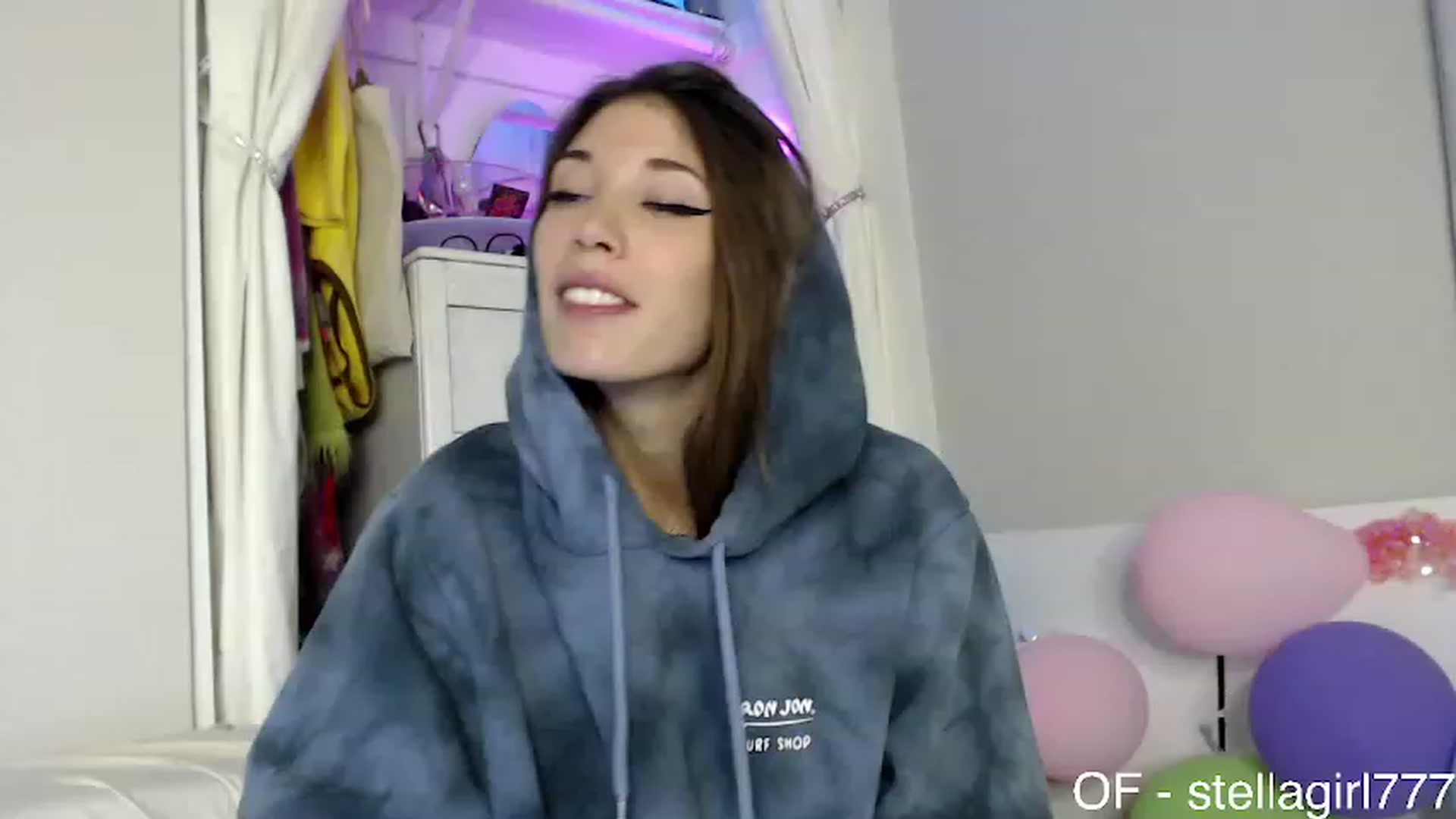 Gallery image thumbnail from Stellababe777's myfreecams stream on, 11/22/2023, 07:57 image 9 of 20