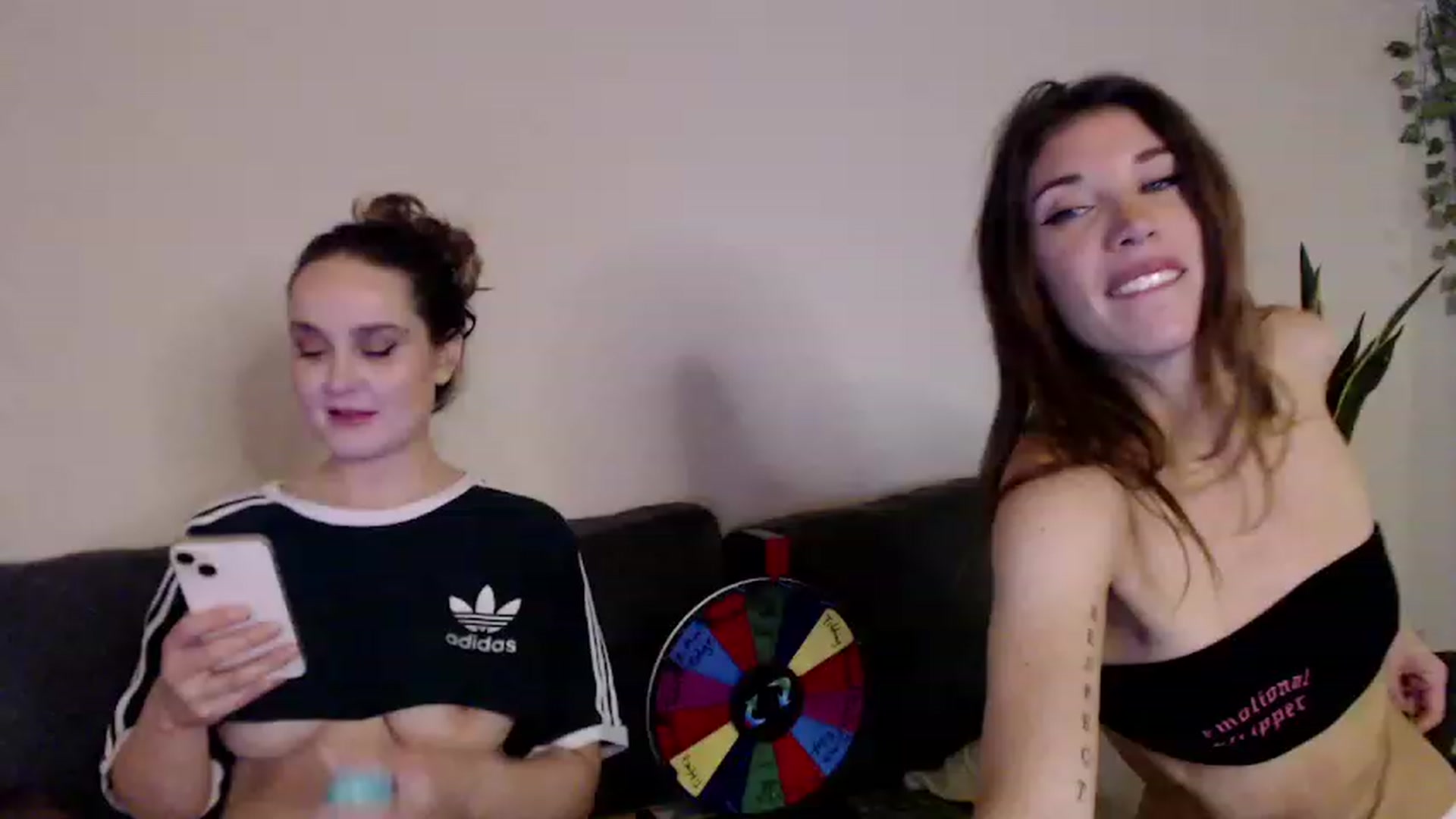 Gallery image thumbnail from Stellababe777's myfreecams stream on, 12/07/2023, 05:39 image 8 of 20