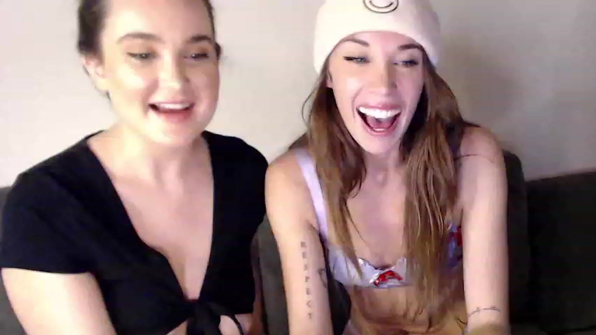 Gallery image thumbnail from Stellababe777's myfreecams stream on, 12/09/2023, 01:17 image 15 of 20