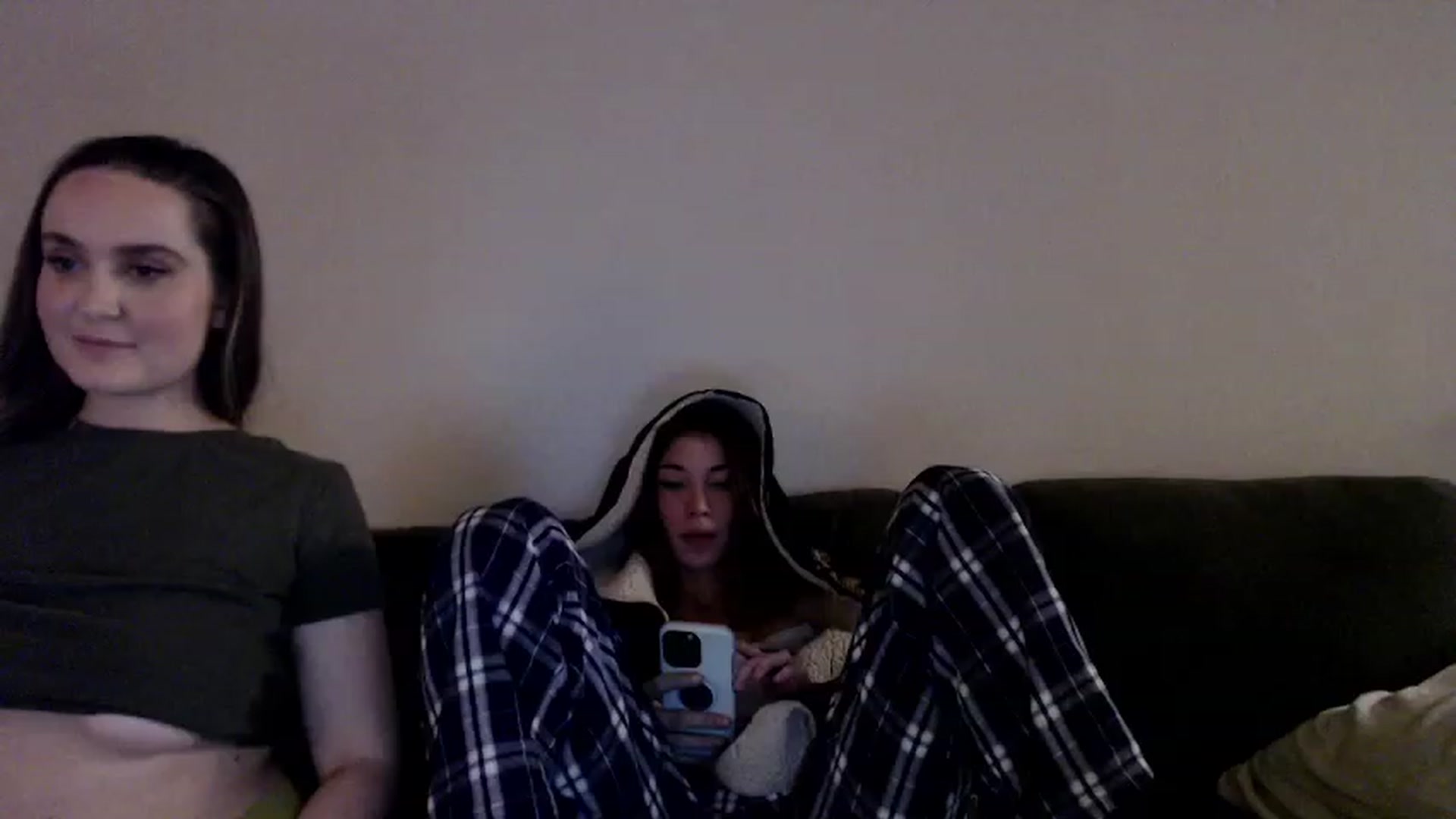 Gallery image thumbnail from Stellababe777's myfreecams stream on, 01/06/2024, 08:35 image 1 of 20