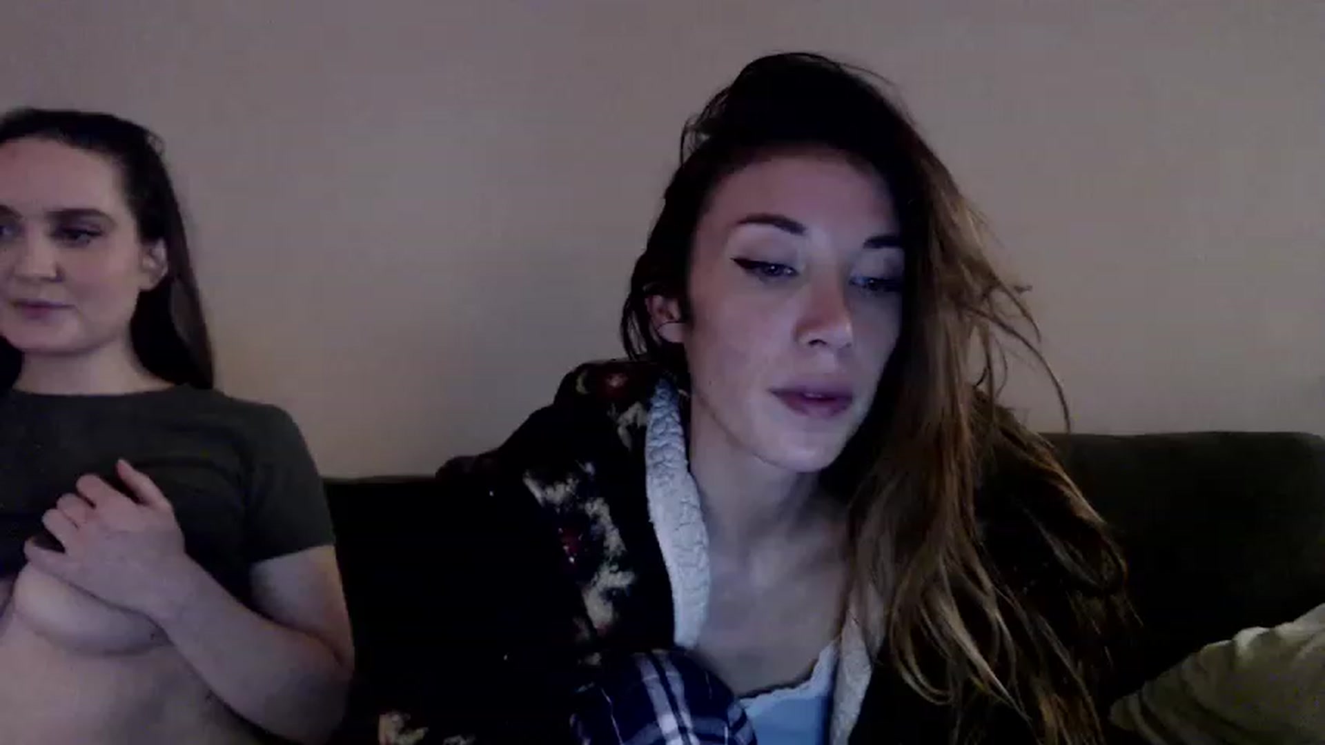 Gallery image thumbnail from Stellababe777's myfreecams stream on, 01/06/2024, 08:35 image 17 of 20
