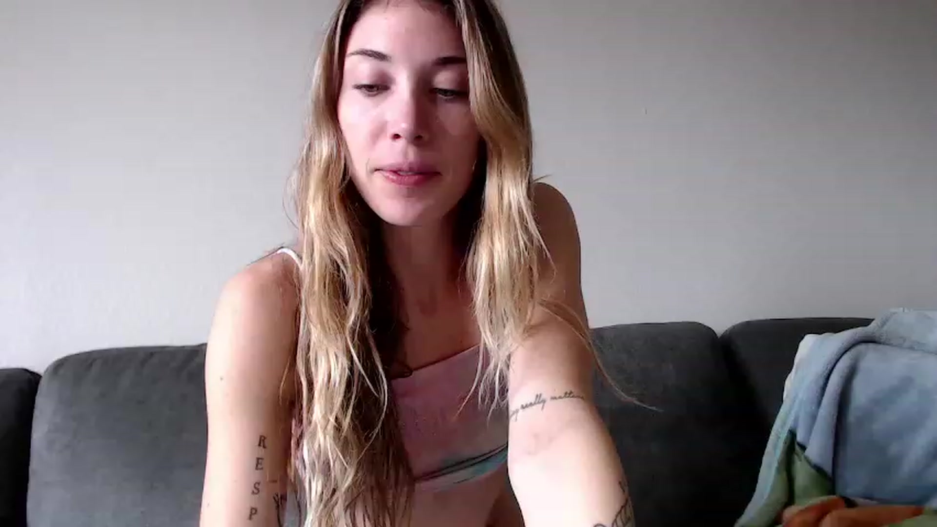 Gallery image thumbnail from Stellababe777's myfreecams stream on, 01/22/2024, 21:54 image 16 of 20
