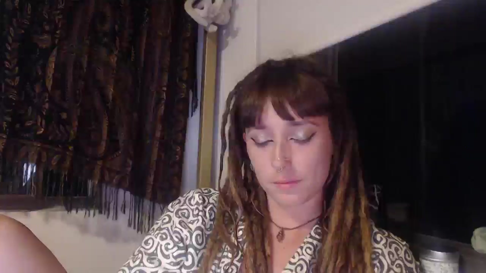 Gallery image thumbnail from StellarAura's myfreecams stream on, 11/29/2025, 11:06 image 4 of 20