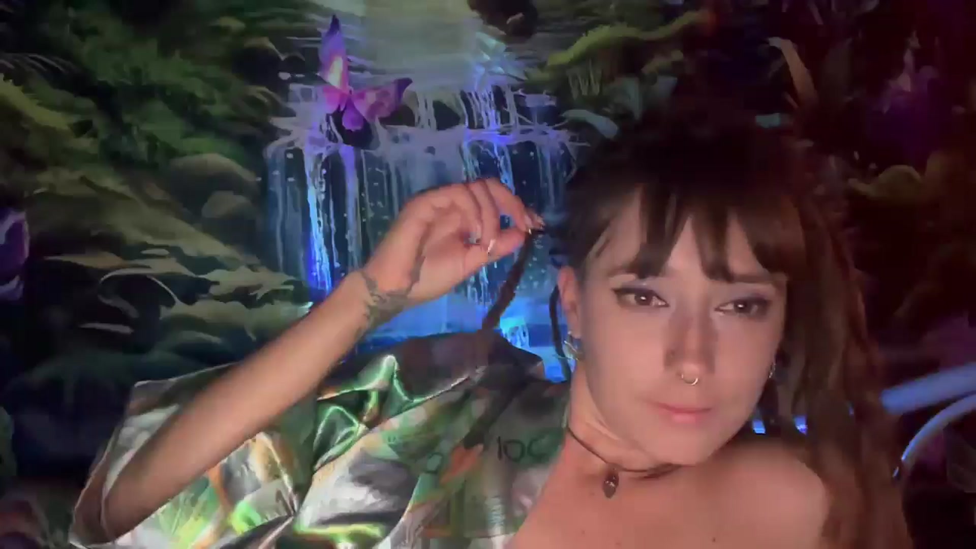 Gallery image thumbnail from StellarAura's myfreecams stream on, 12/12/2025, 16:58 image 19 of 20