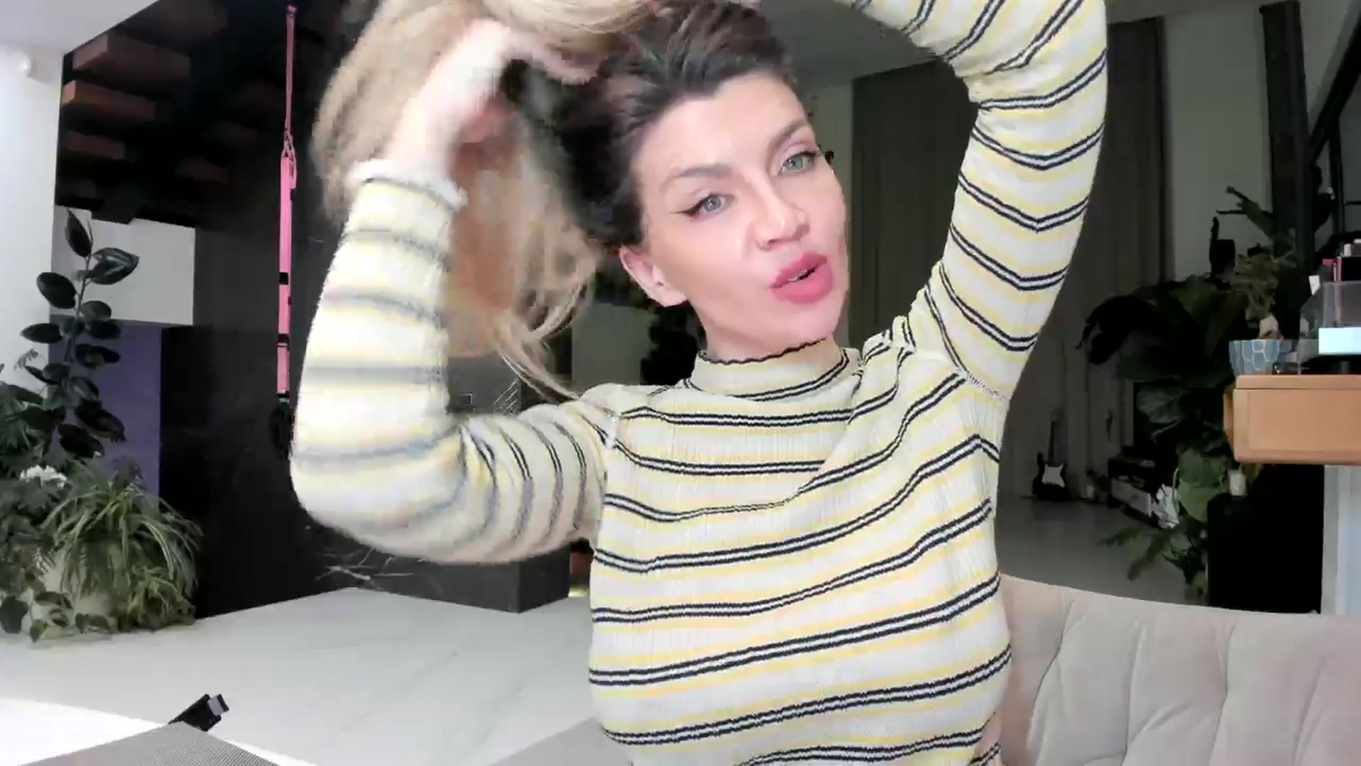 Gallery image thumbnail from StellarBiBi's myfreecams stream on, 03/11/2026, 02:59 image 12 of 20