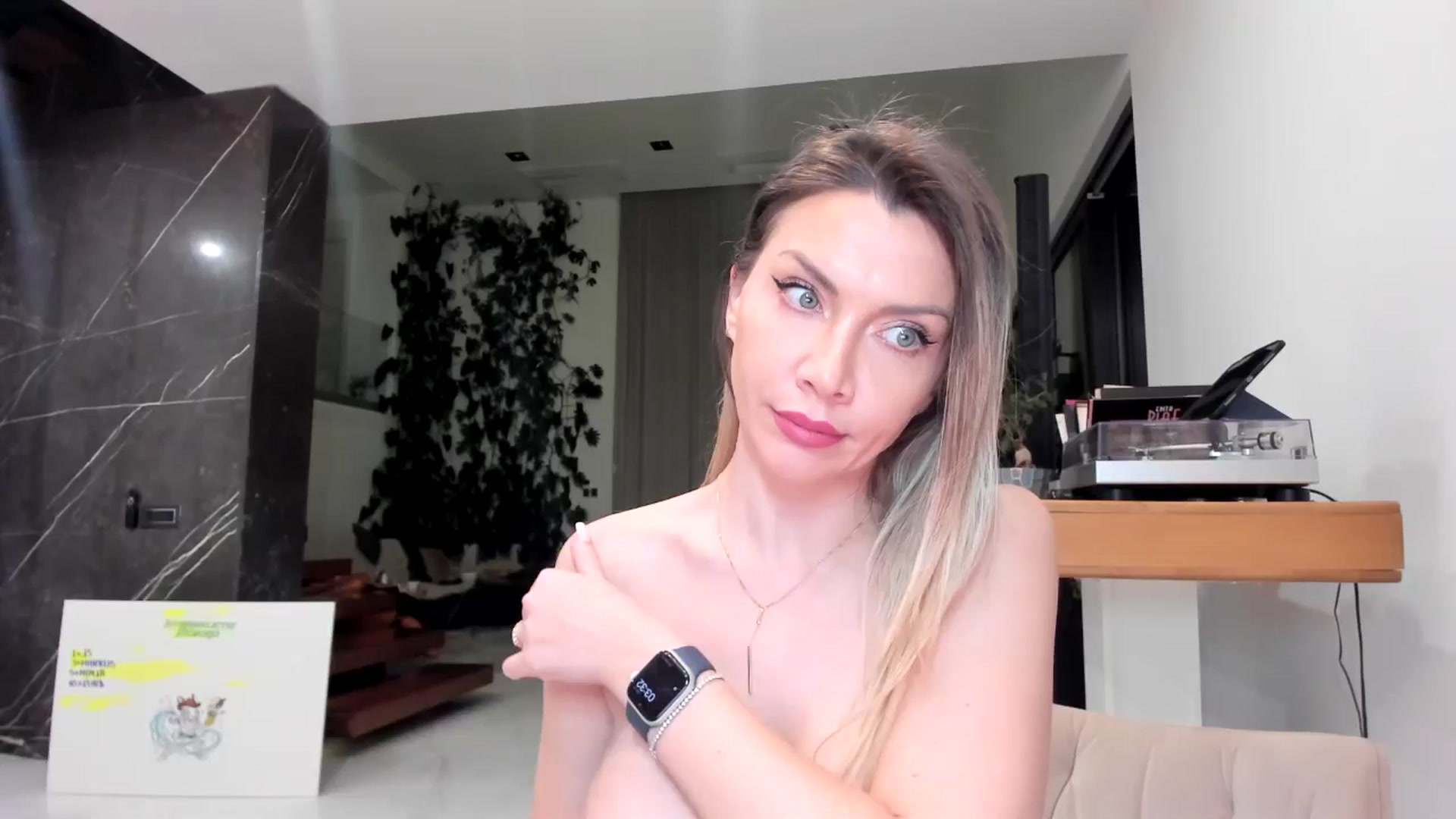 Gallery image thumbnail from StellarBiBi's myfreecams stream on, 03/13/2026, 01:44 image 17 of 20